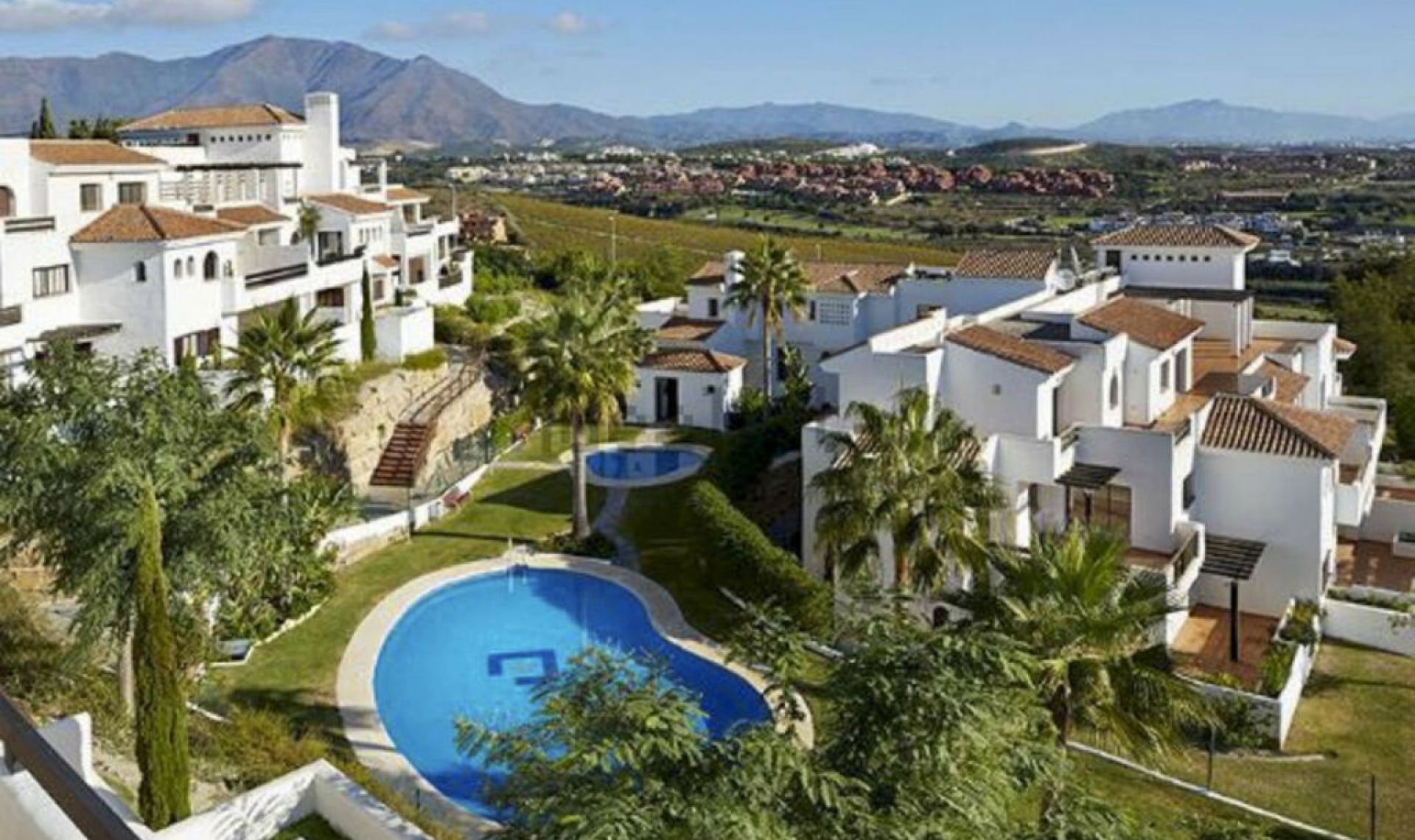 Resale - Apartment -
Casares Playa