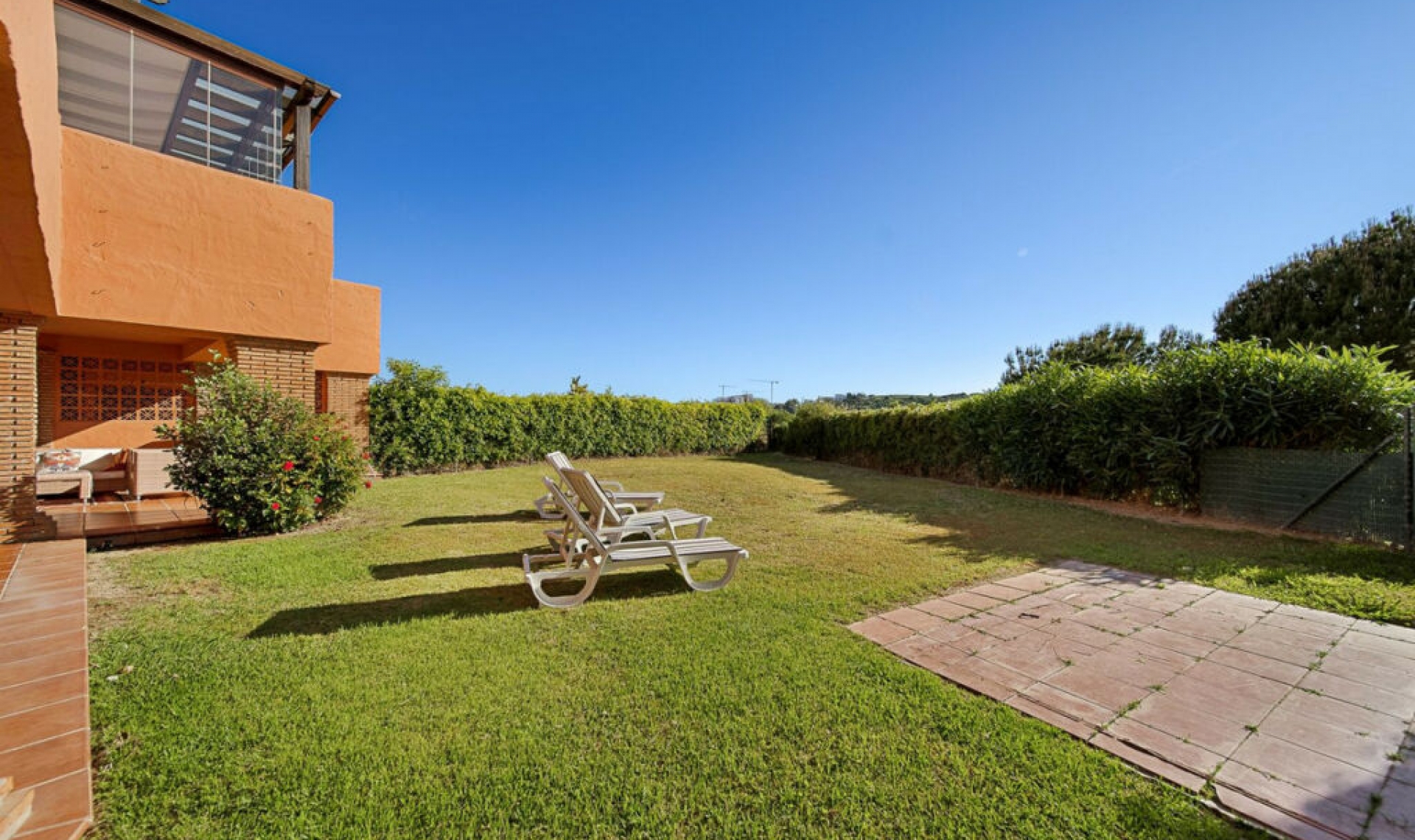 Resale - Apartment -
Casares Playa