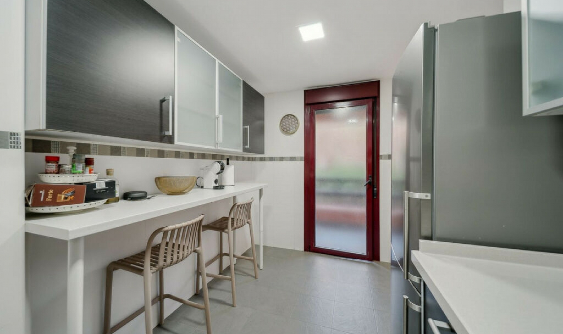 Resale - Apartment -
Casares Playa