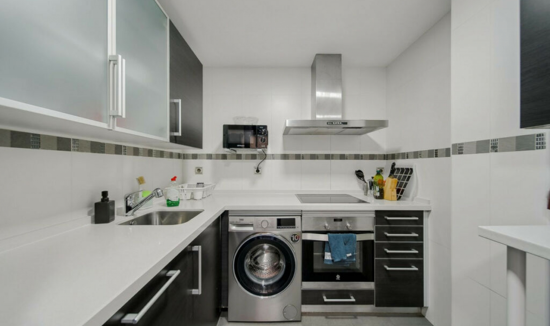 Resale - Apartment -
Casares Playa