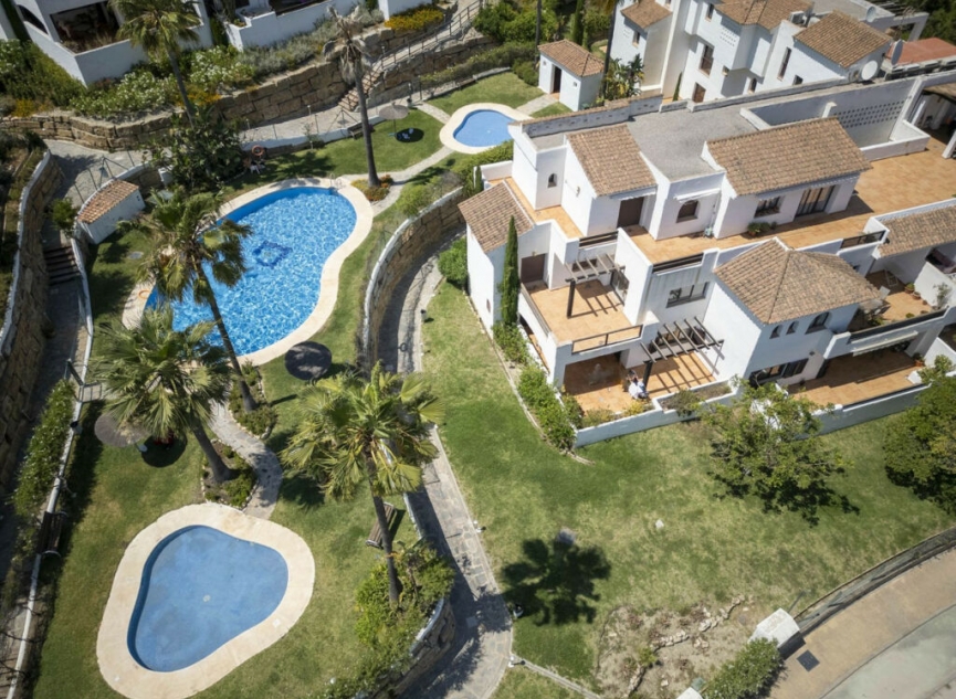 Resale - Apartment -
Casares Playa
