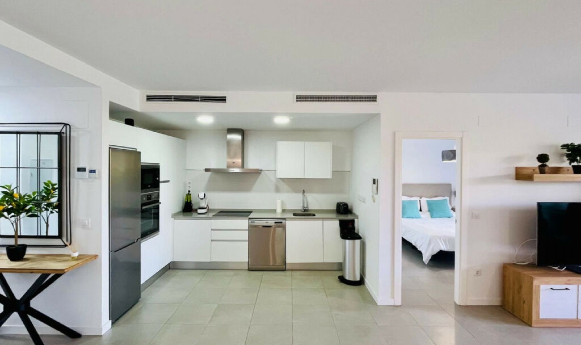 Resale - Apartment -
Casares Playa