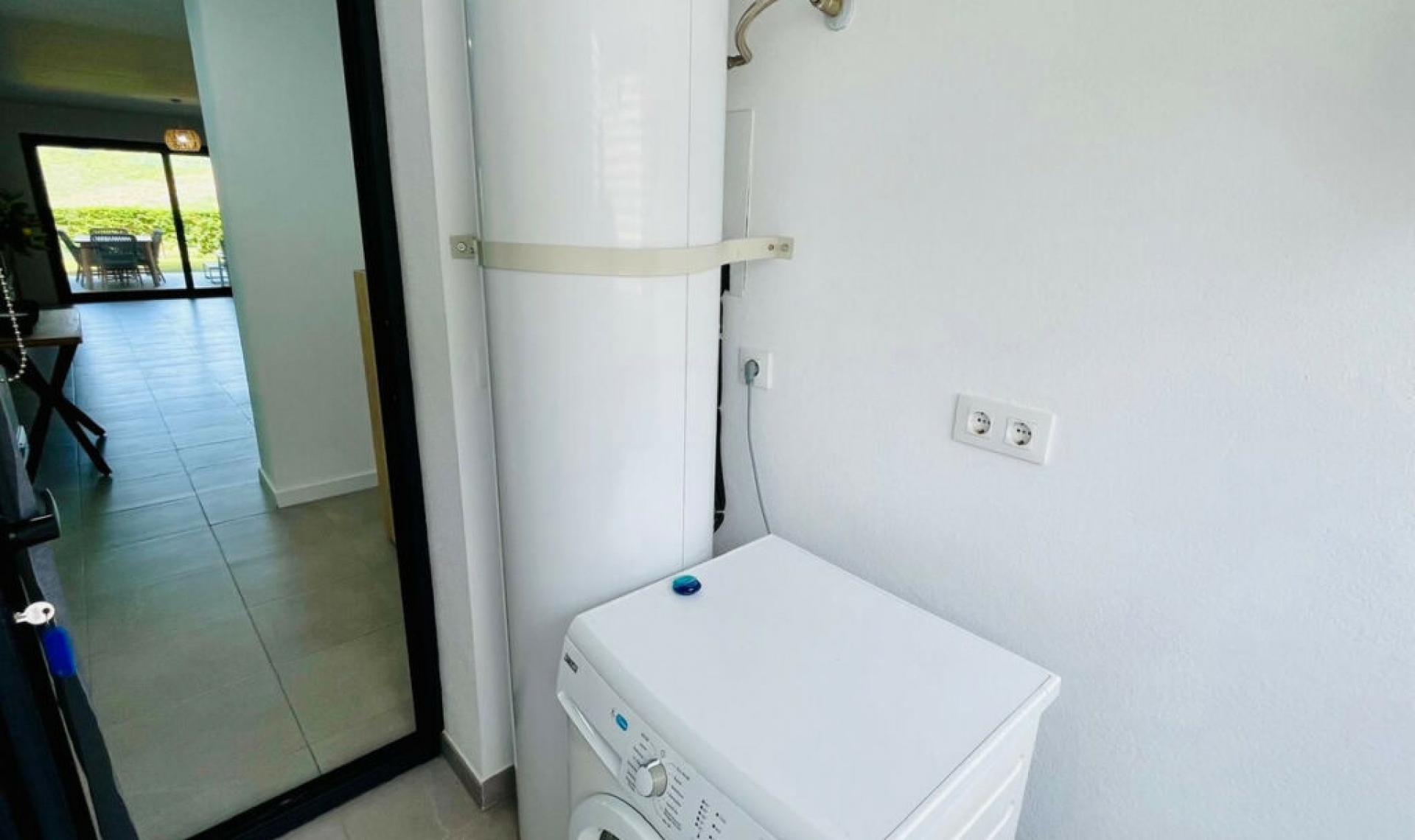 Resale - Apartment -
Casares Playa