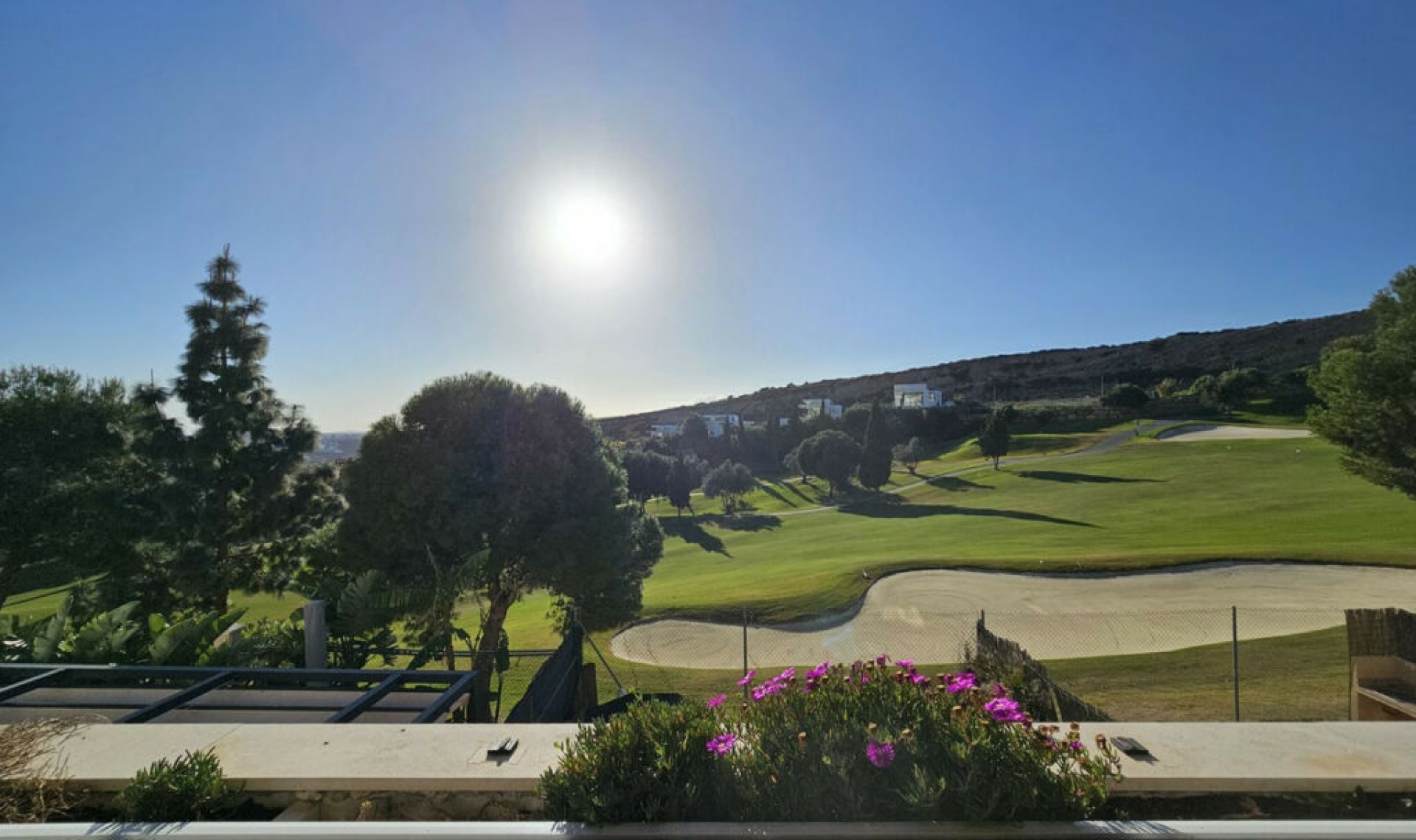 Resale - Apartment -
Casares Playa