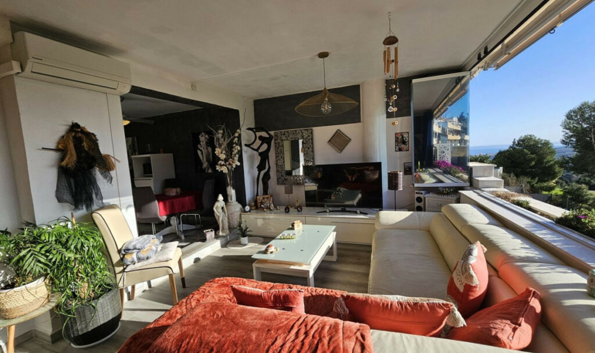 Resale - Apartment -
Casares Playa