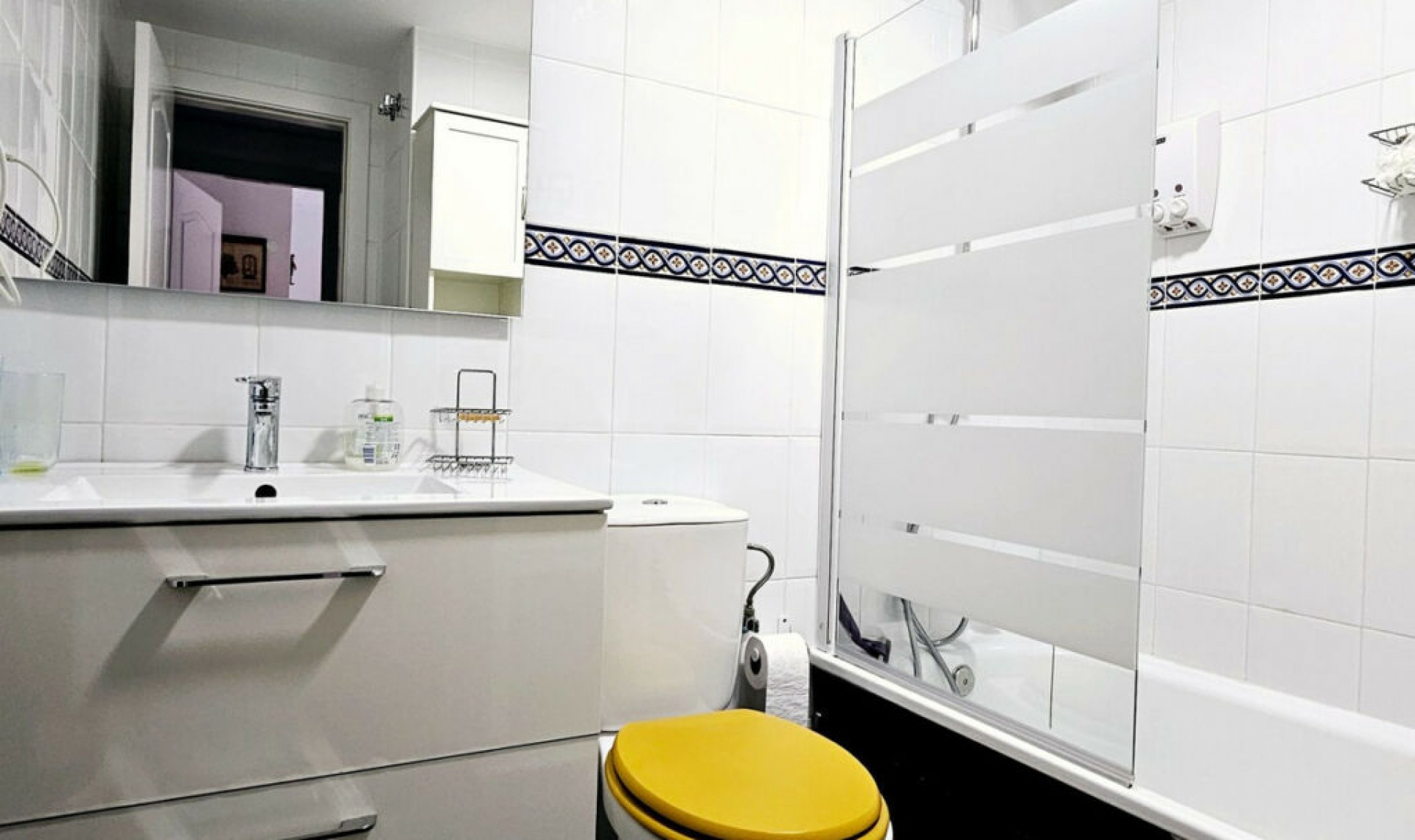 Resale - Apartment -
Casares Playa