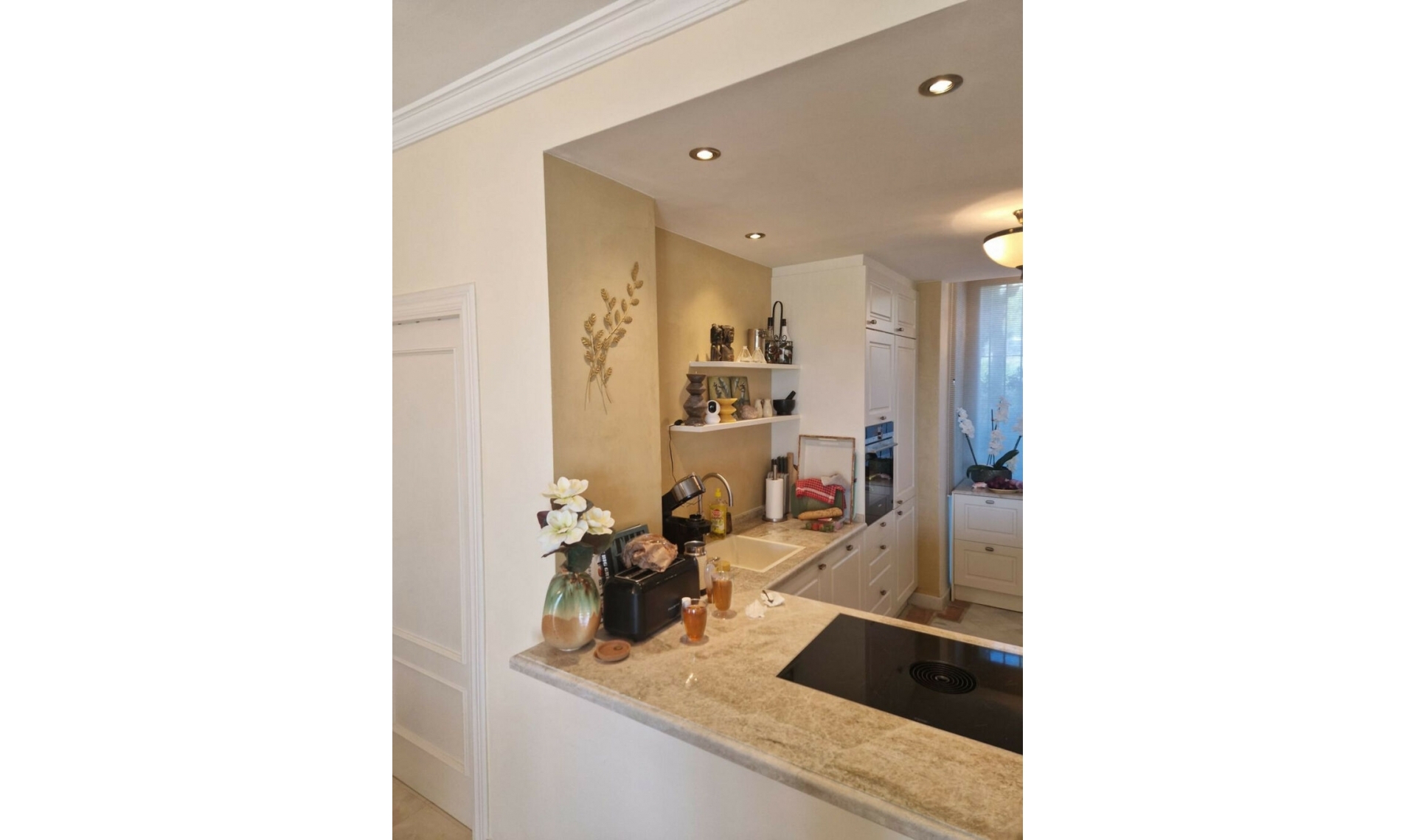 Resale - Apartment -
Casares Playa