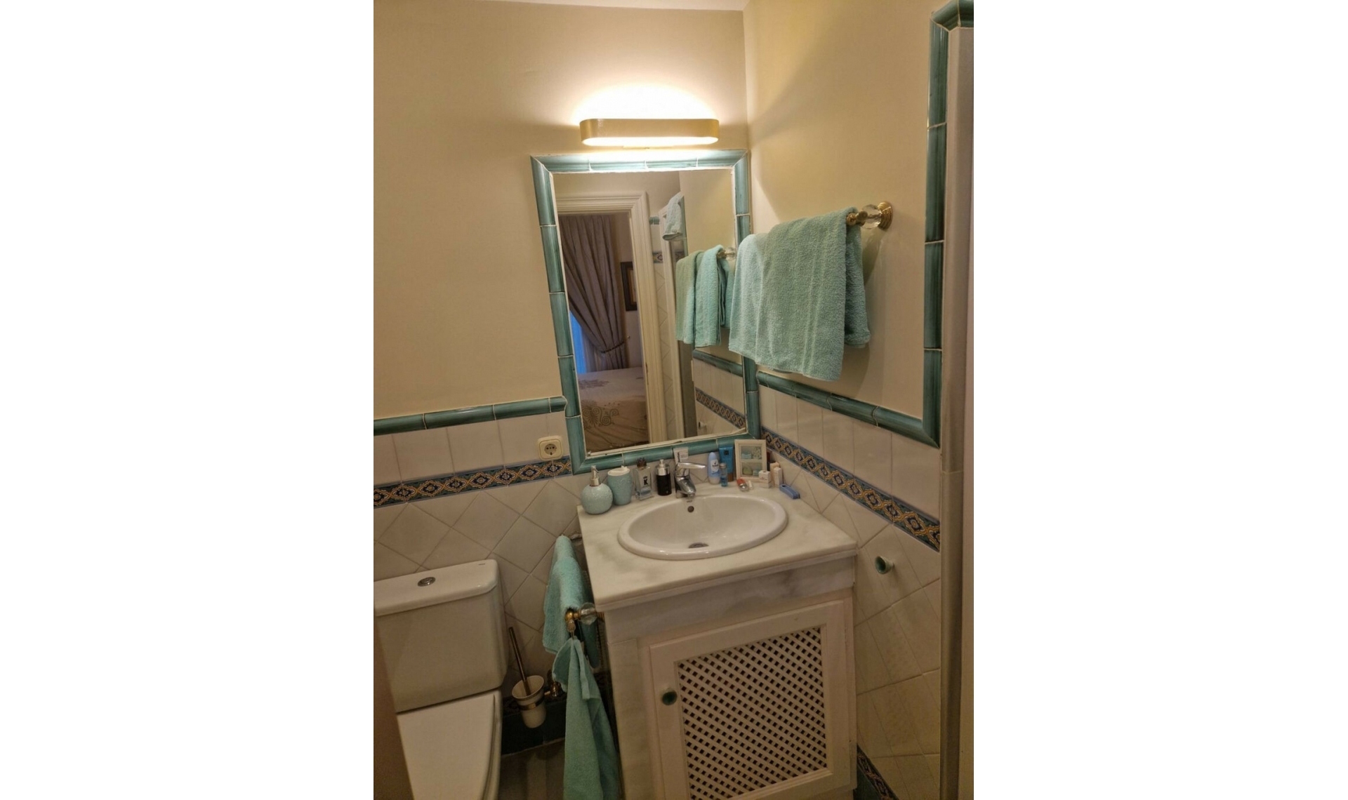 Resale - Apartment -
Casares Playa