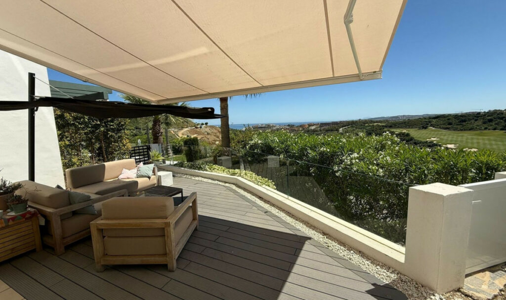Resale - Apartment -
Casares Playa