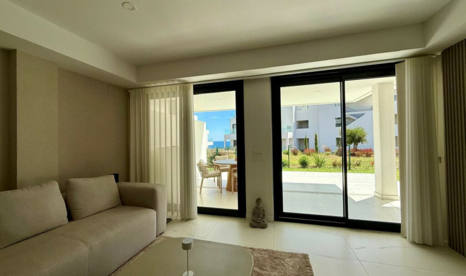 Resale - Apartment -
Casares Playa