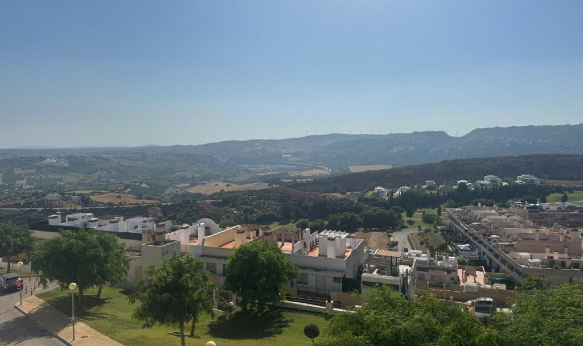 Resale - Apartment -
Casares Playa