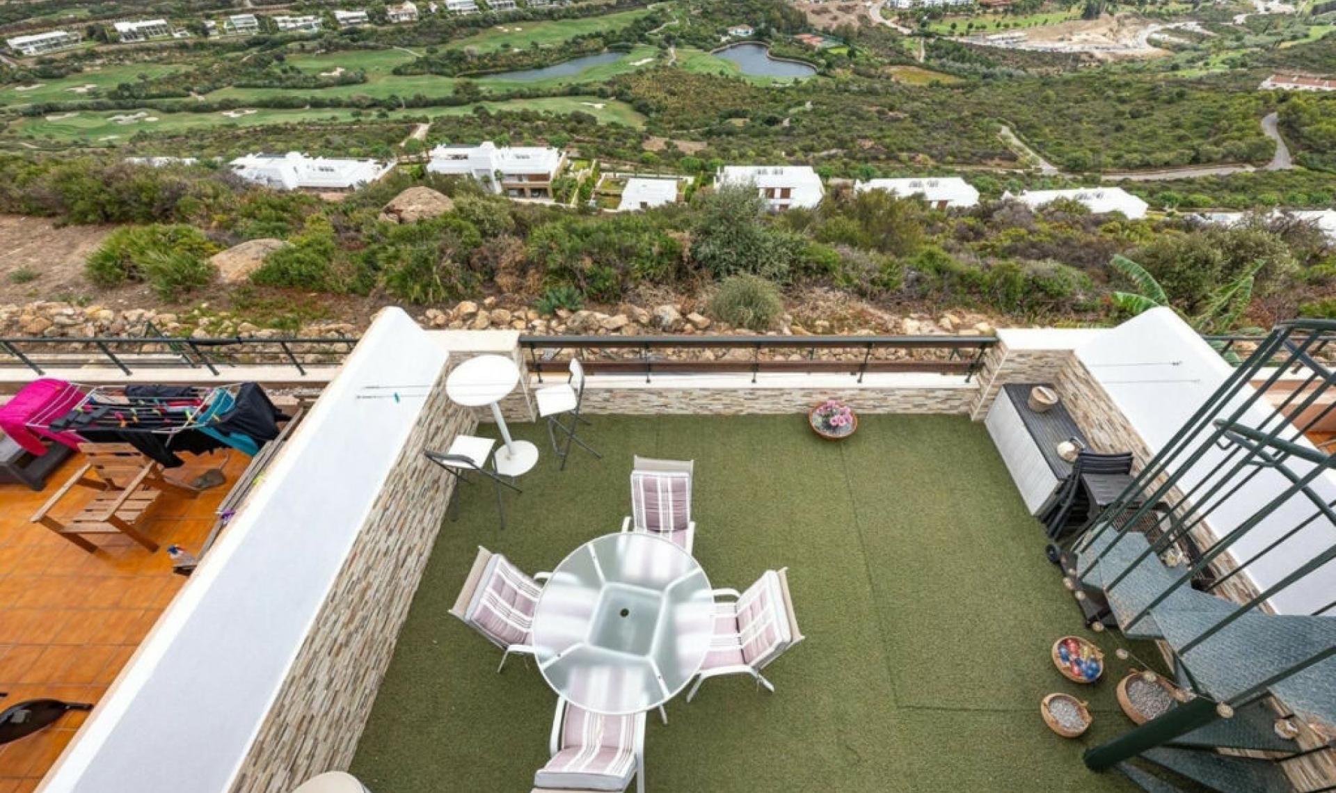Resale - Apartment -
Casares Playa