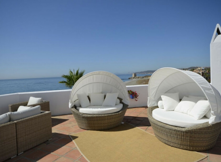 Resale - Apartment -
Casares Playa