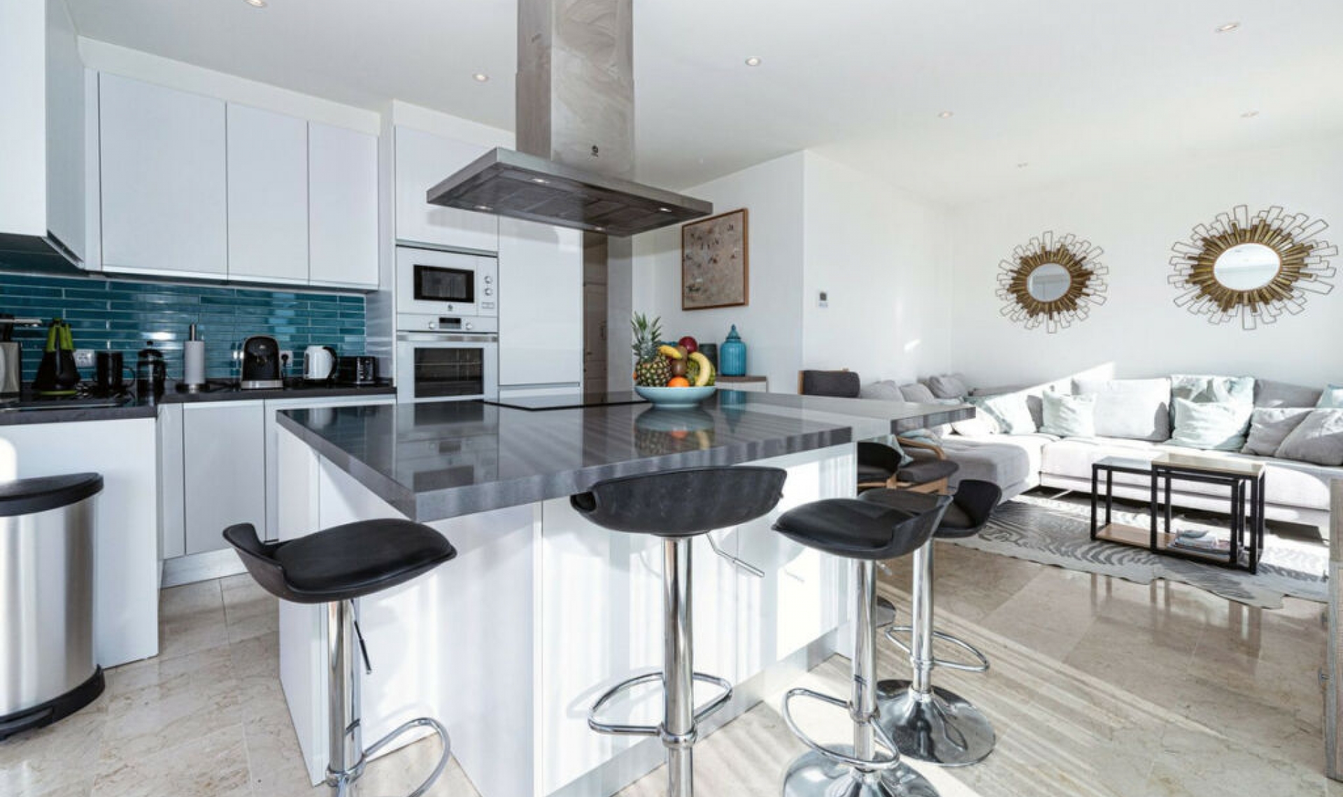 Resale - Apartment -
Casares Playa
