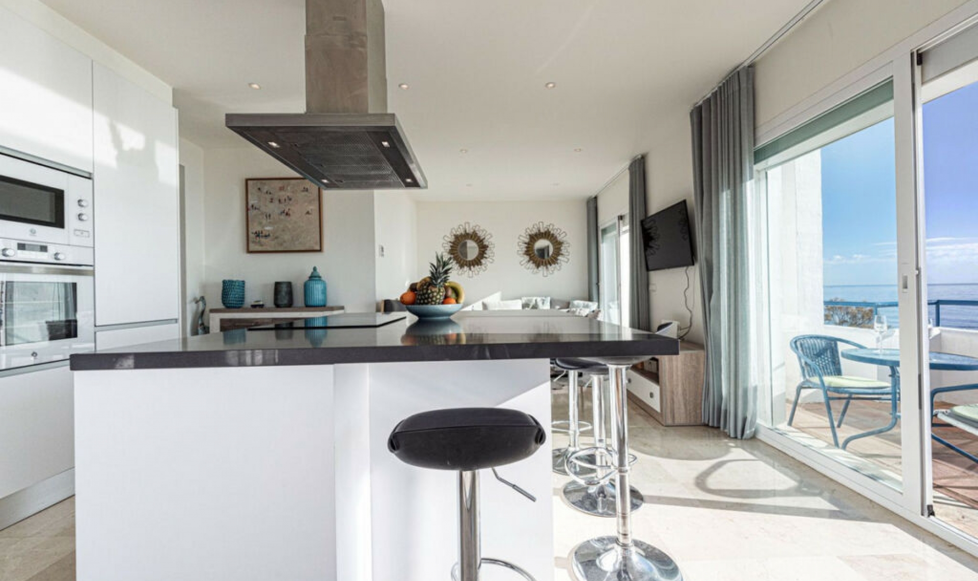 Resale - Apartment -
Casares Playa