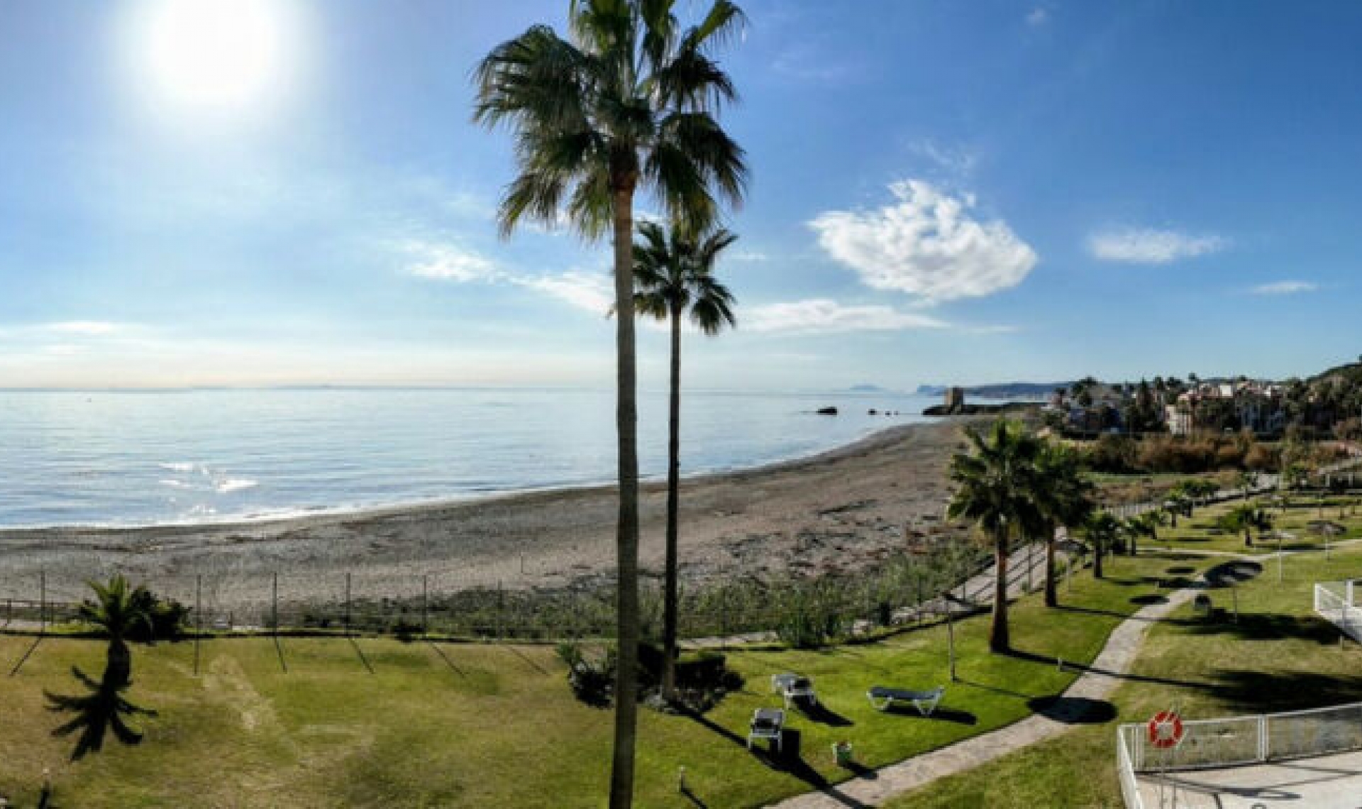 Resale - Apartment -
Casares Playa