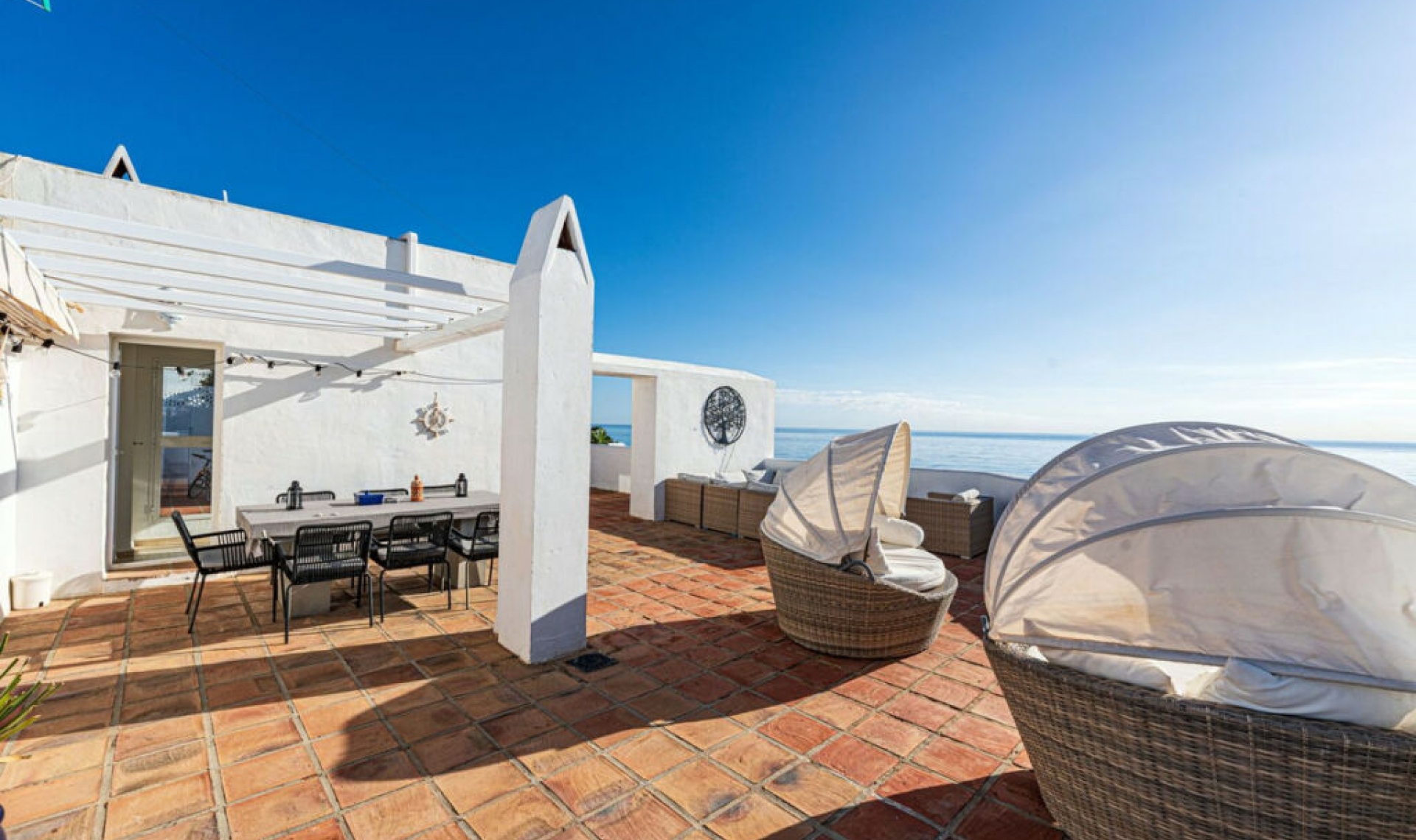 Resale - Apartment -
Casares Playa