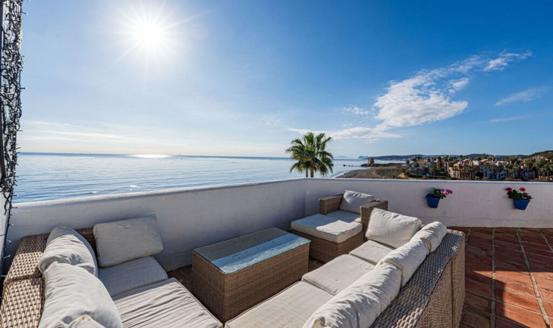 Resale - Apartment -
Casares Playa