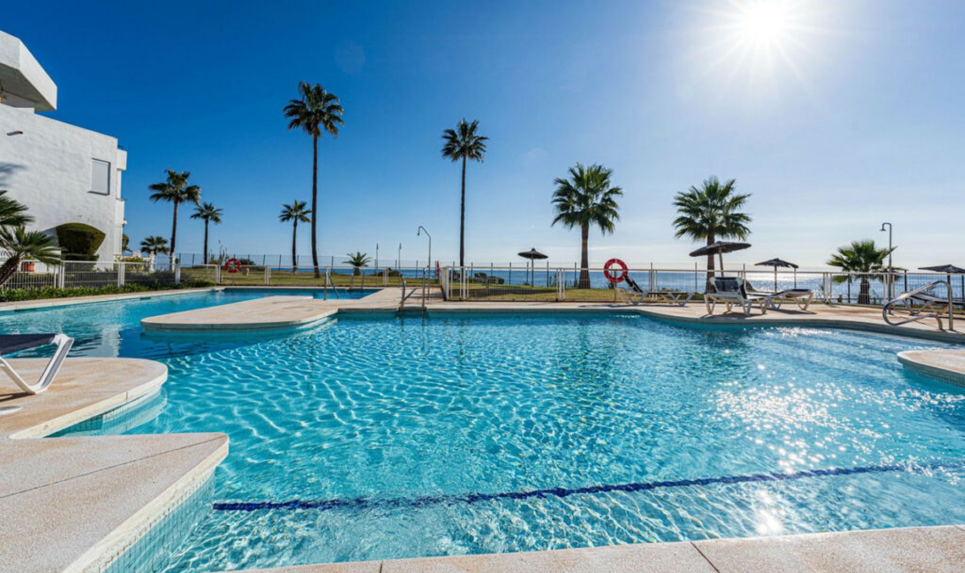 Resale - Apartment -
Casares Playa