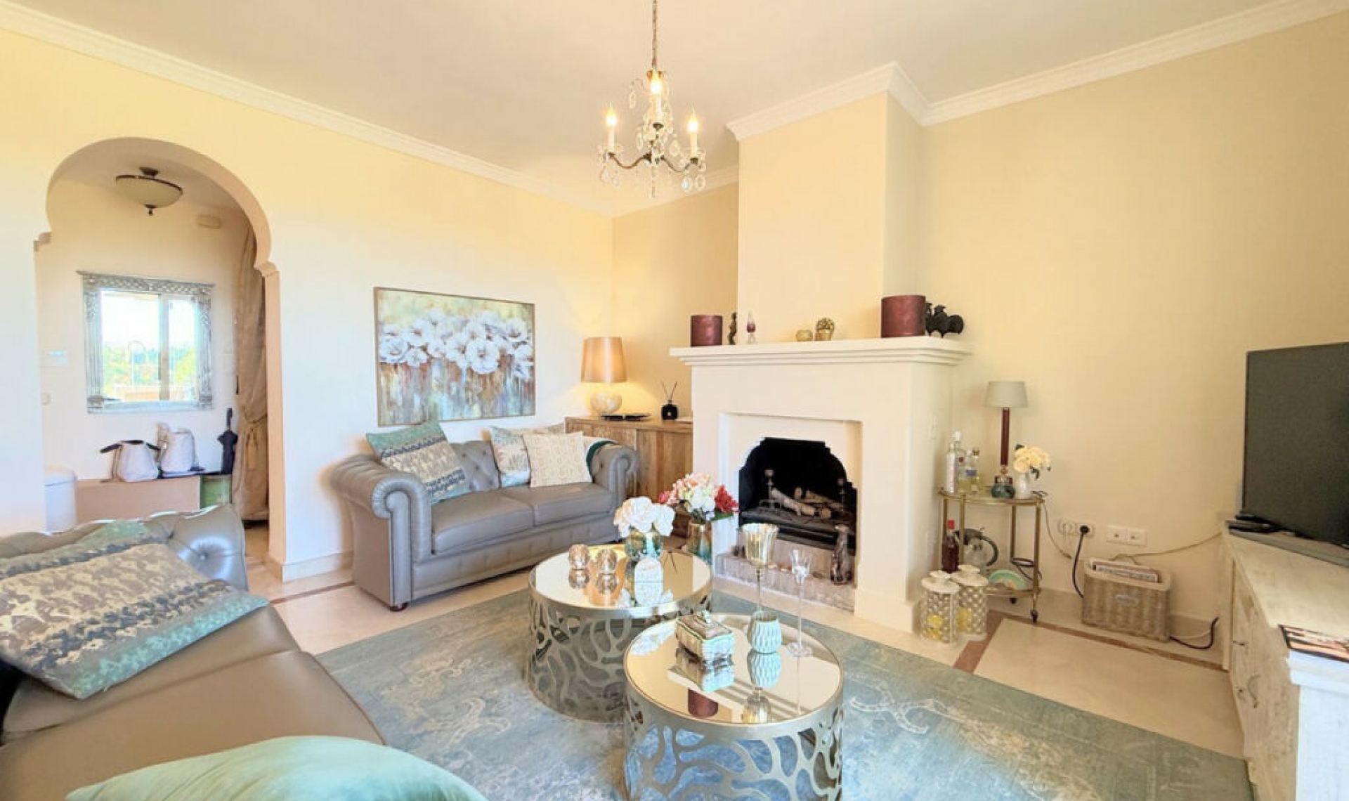 Resale - Apartment -
Casares Playa