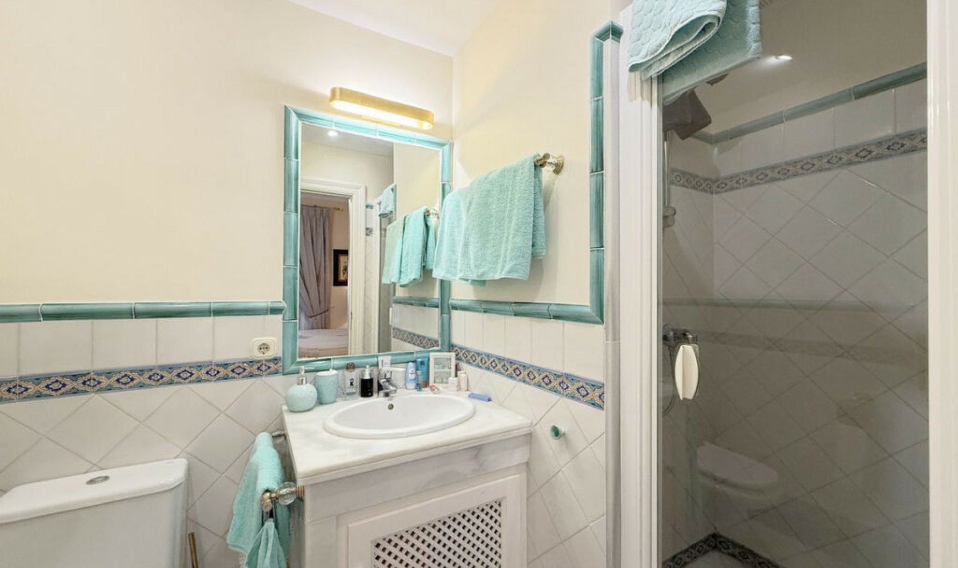 Resale - Apartment -
Casares Playa