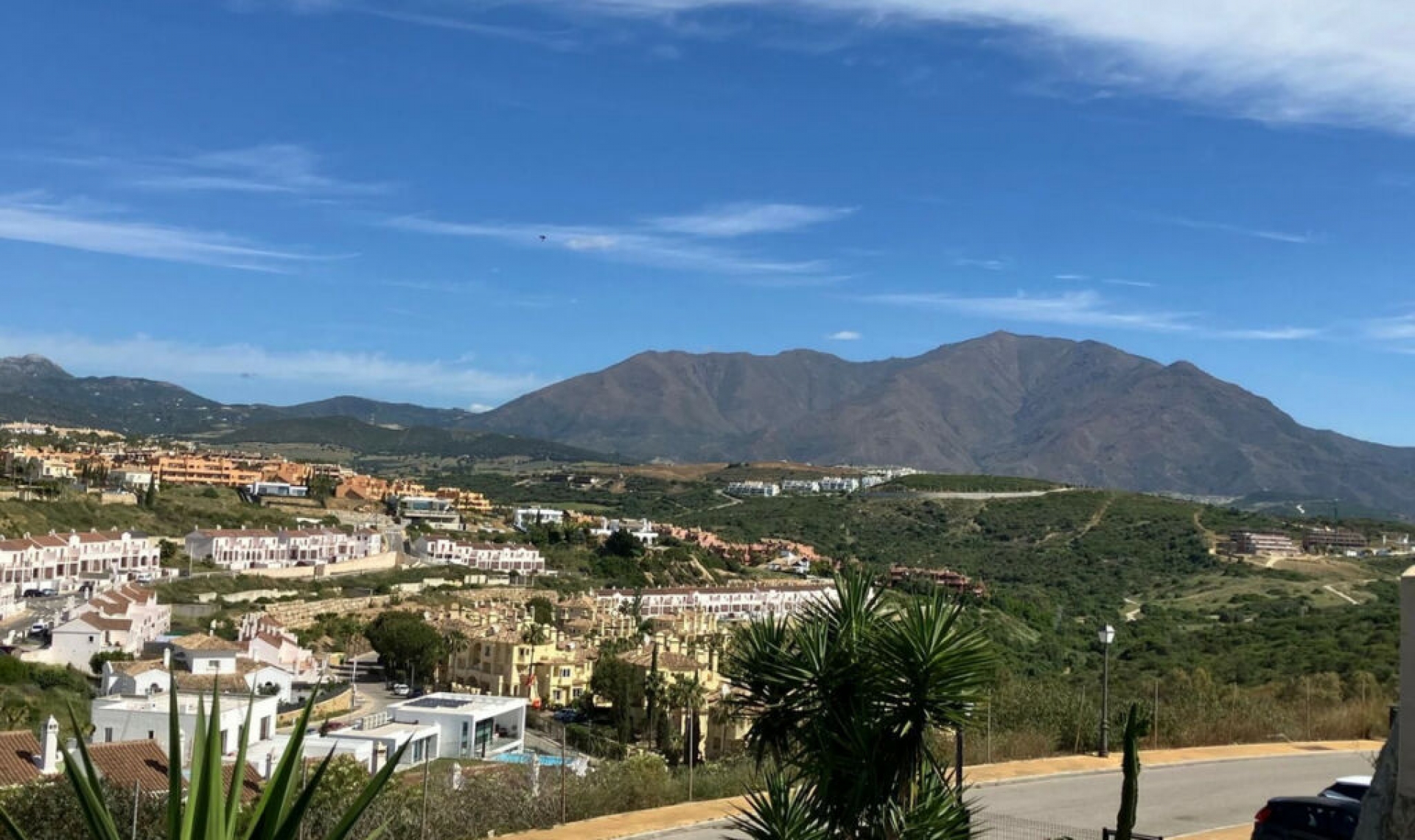 Resale - Apartment -
Casares Playa