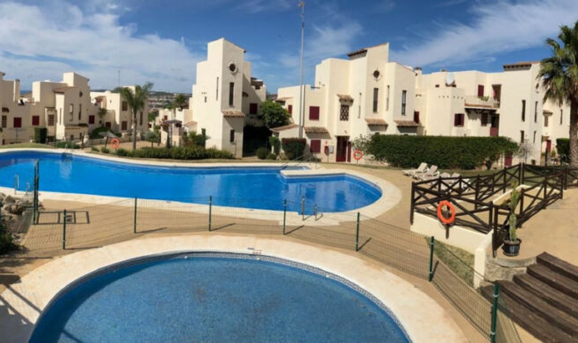 Resale - Apartment -
Casares Playa