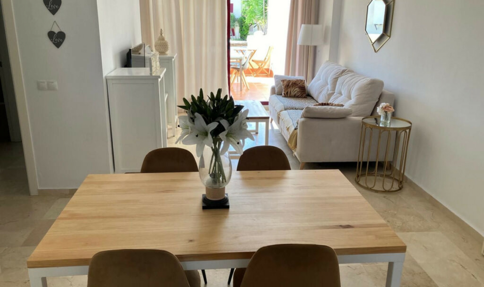 Resale - Apartment -
Casares Playa
