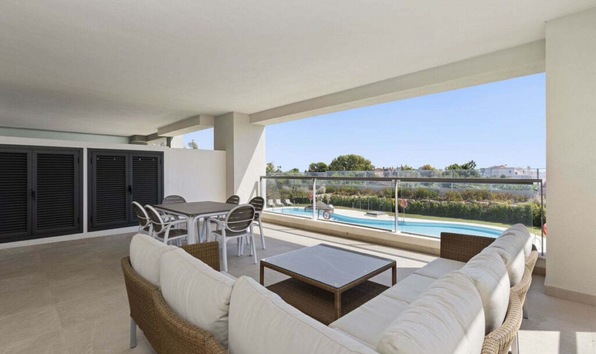 Resale - Apartment -
Casares Playa