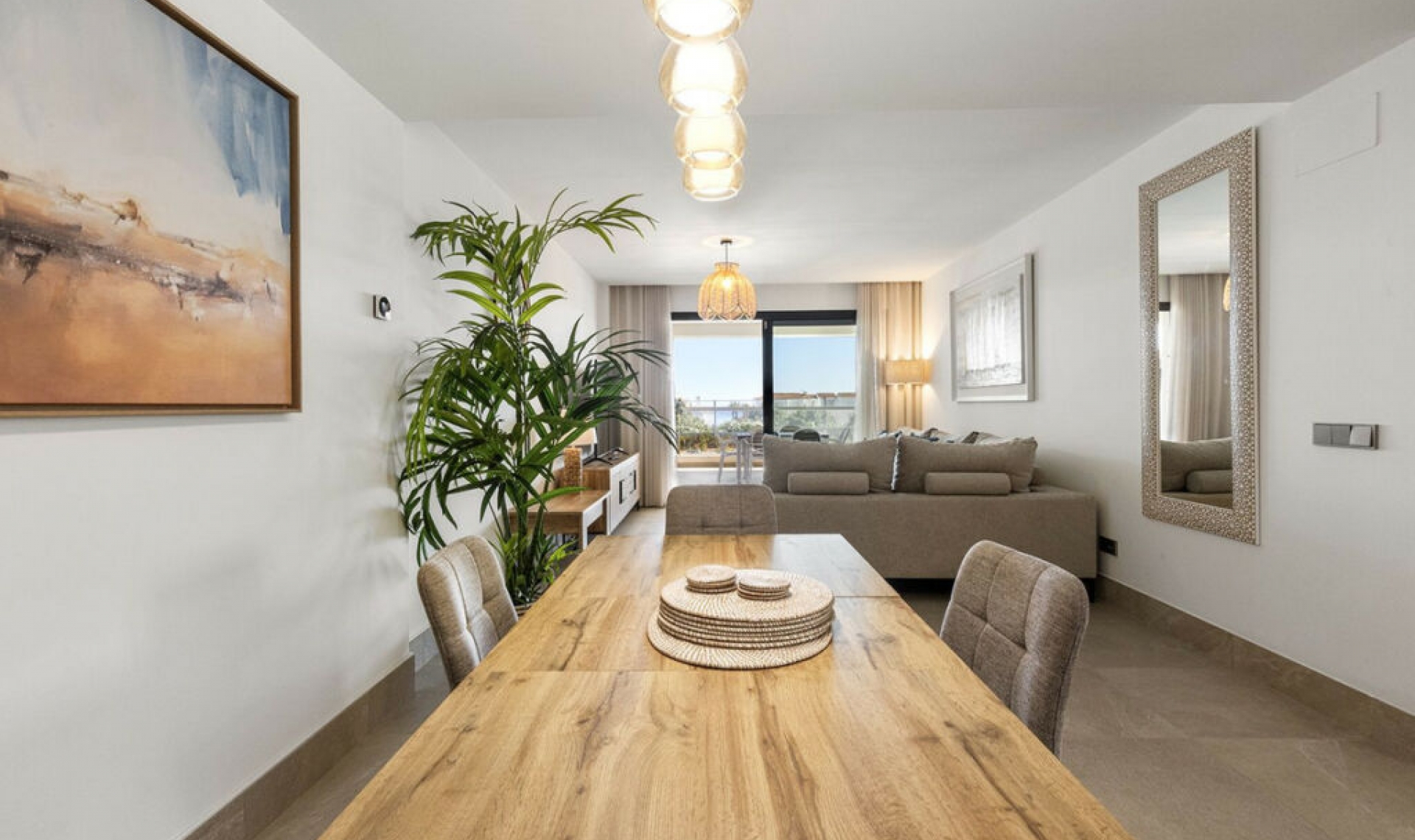 Resale - Apartment -
Casares Playa