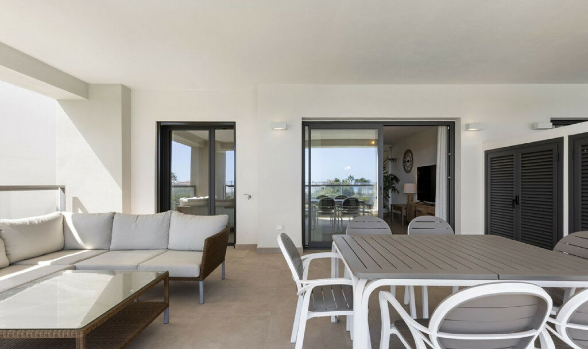 Resale - Apartment -
Casares Playa