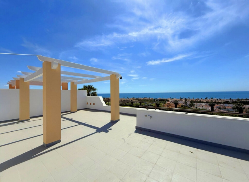 Resale - Apartment -
Casares Playa