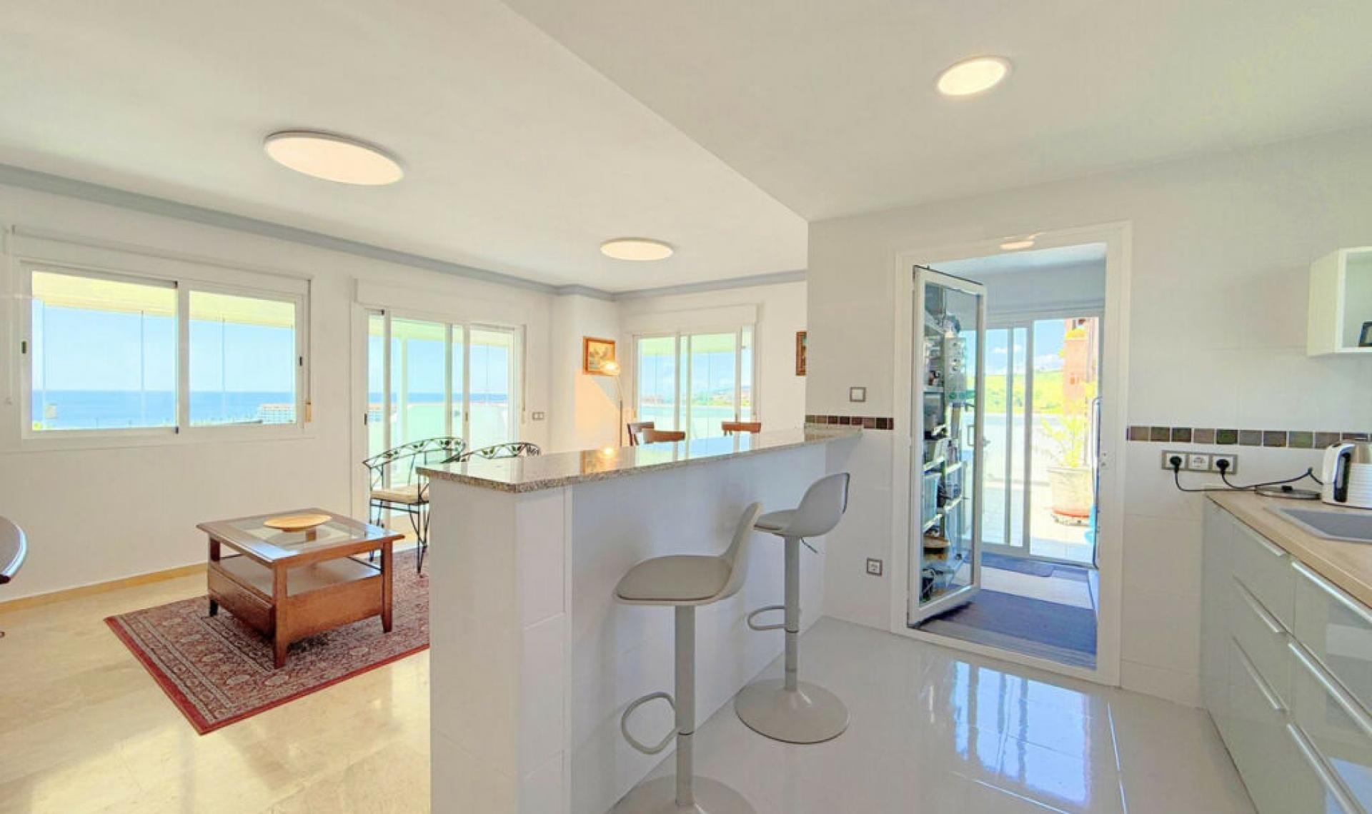 Resale - Apartment -
Casares Playa