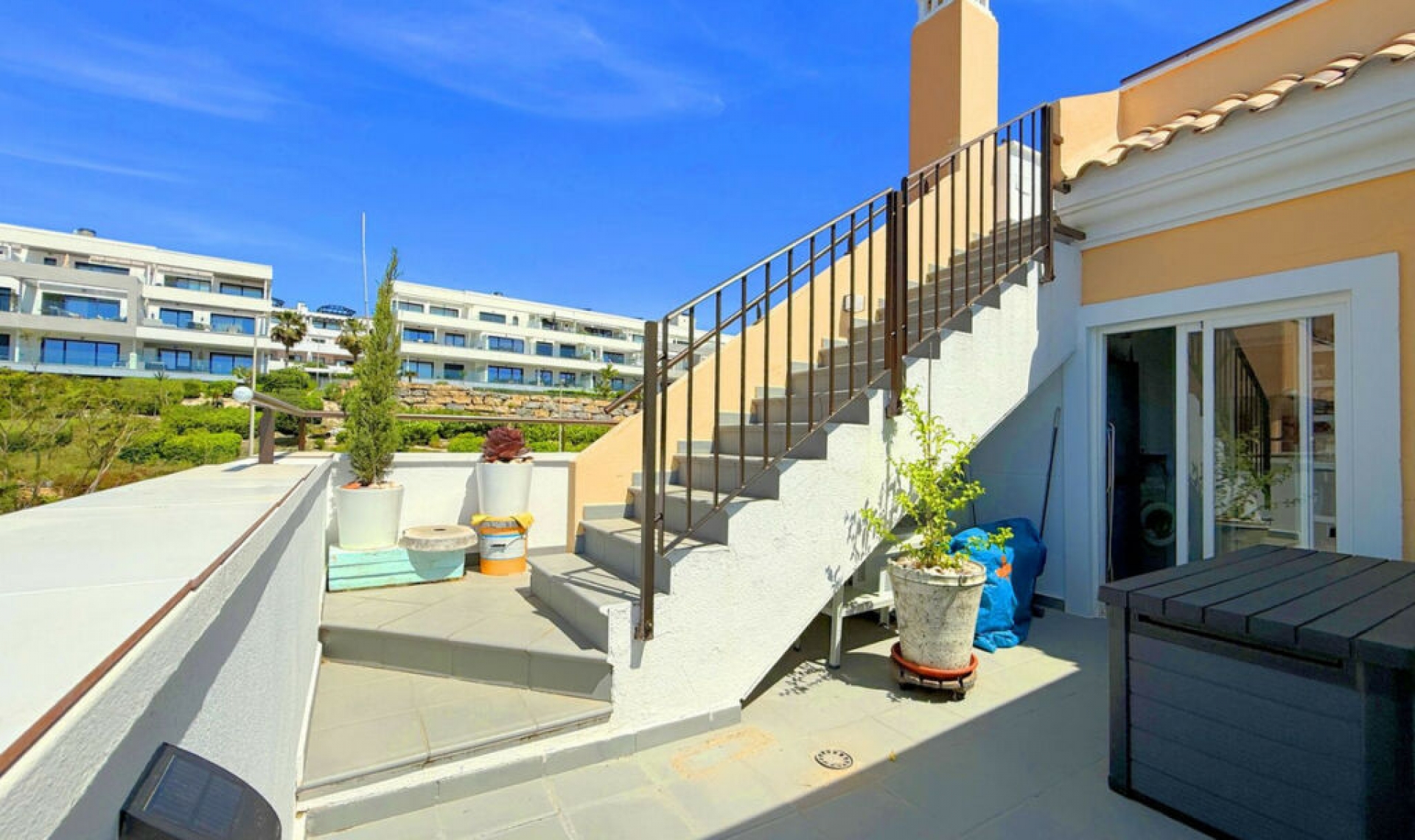 Resale - Apartment -
Casares Playa