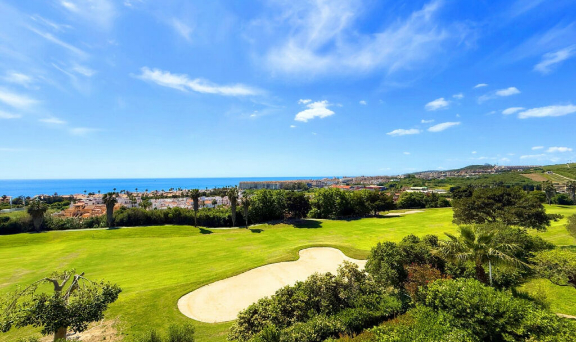 Resale - Apartment -
Casares Playa