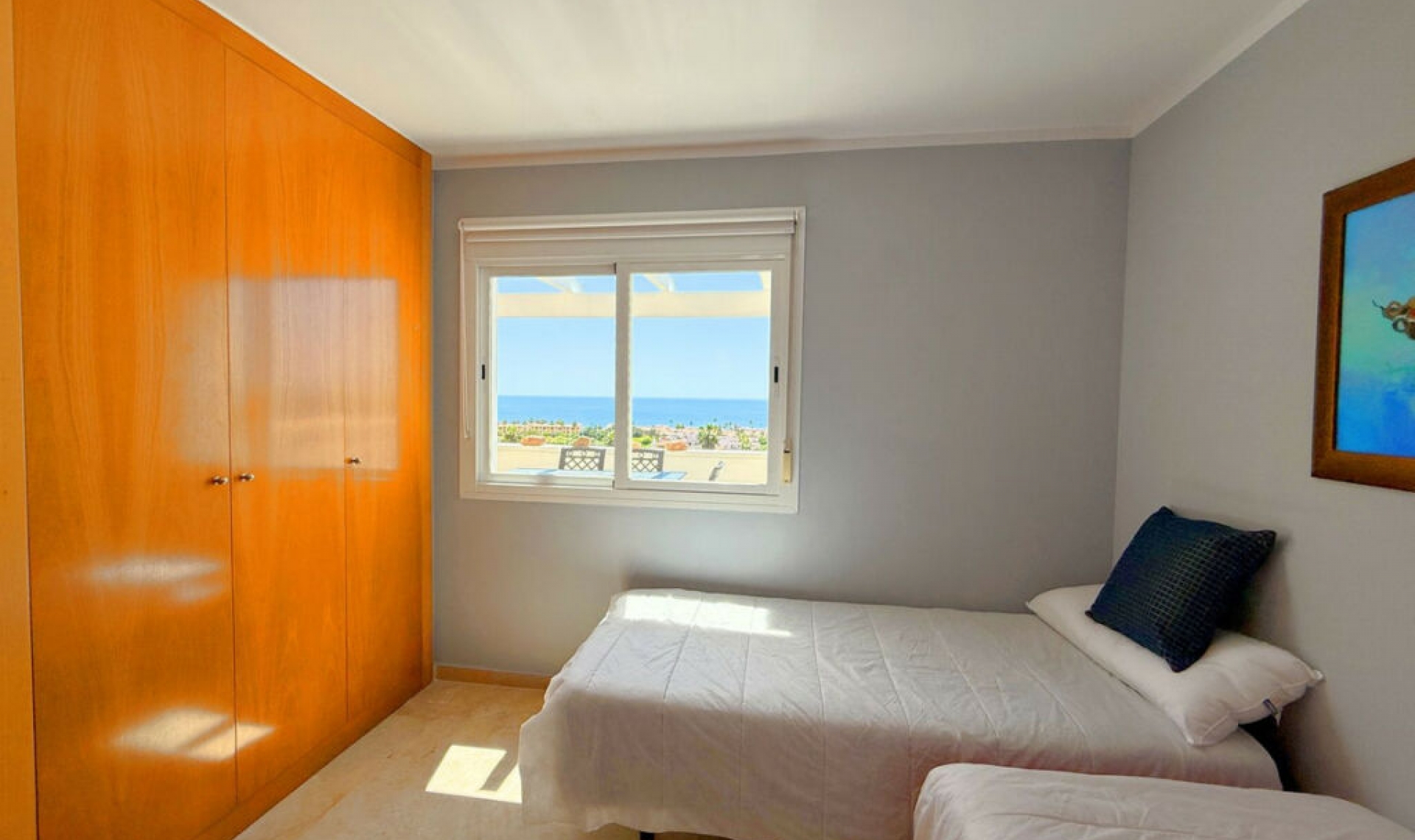 Resale - Apartment -
Casares Playa