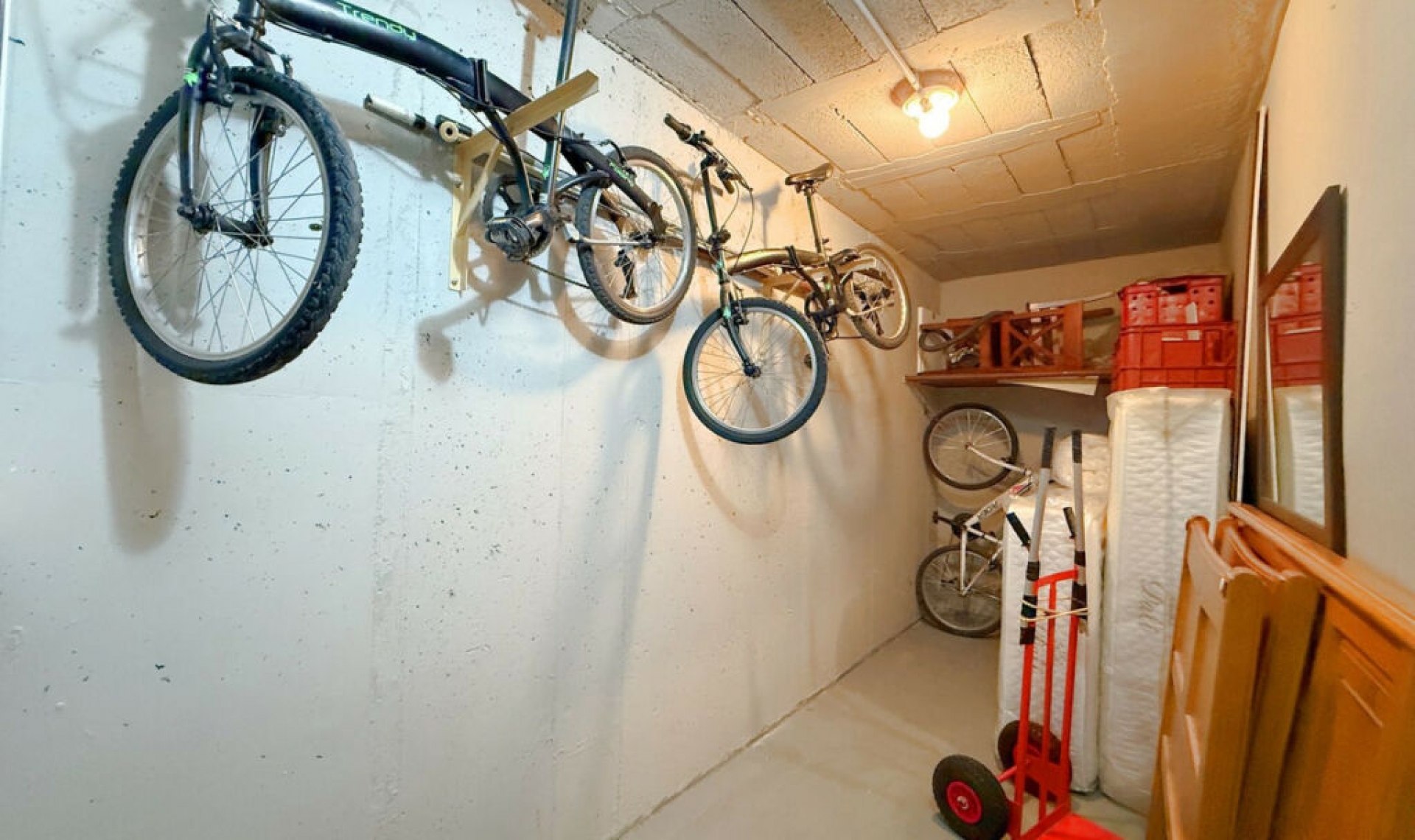 Resale - Apartment -
Casares Playa