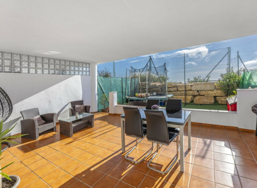 Resale - Apartment -
Casares Playa