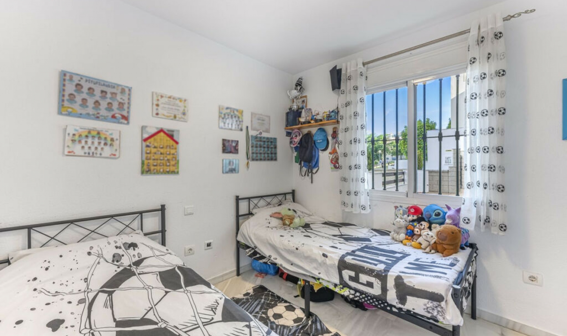 Resale - Apartment -
Casares Playa