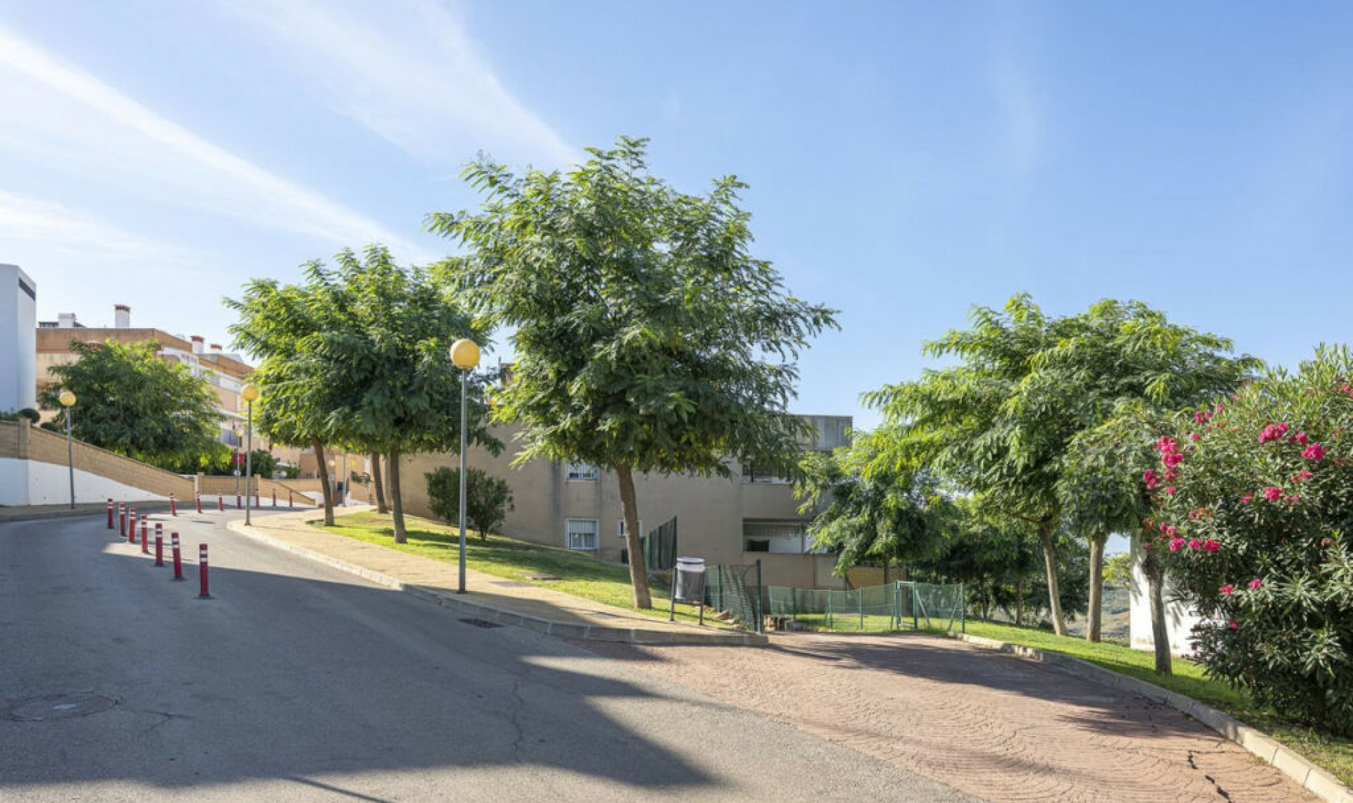 Resale - Apartment -
Casares Playa