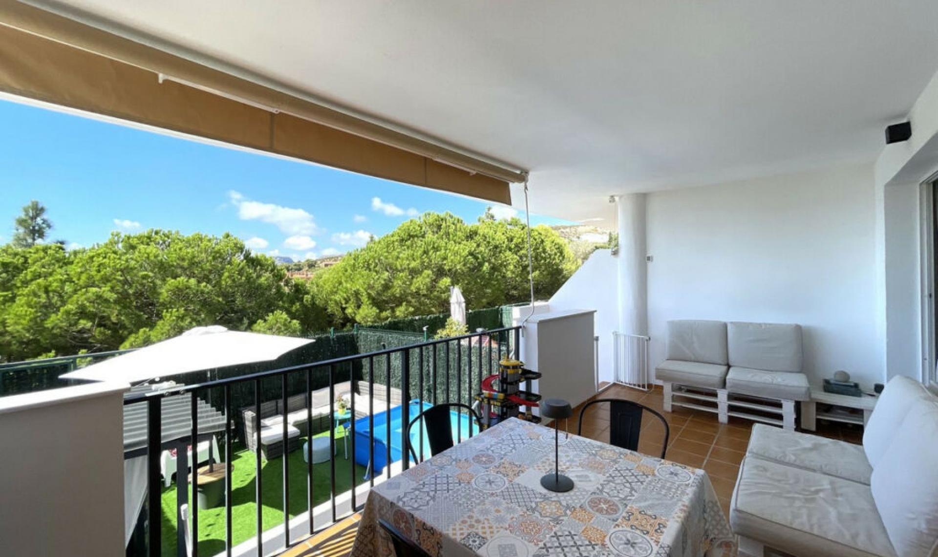 Resale - Apartment -
Casares Playa