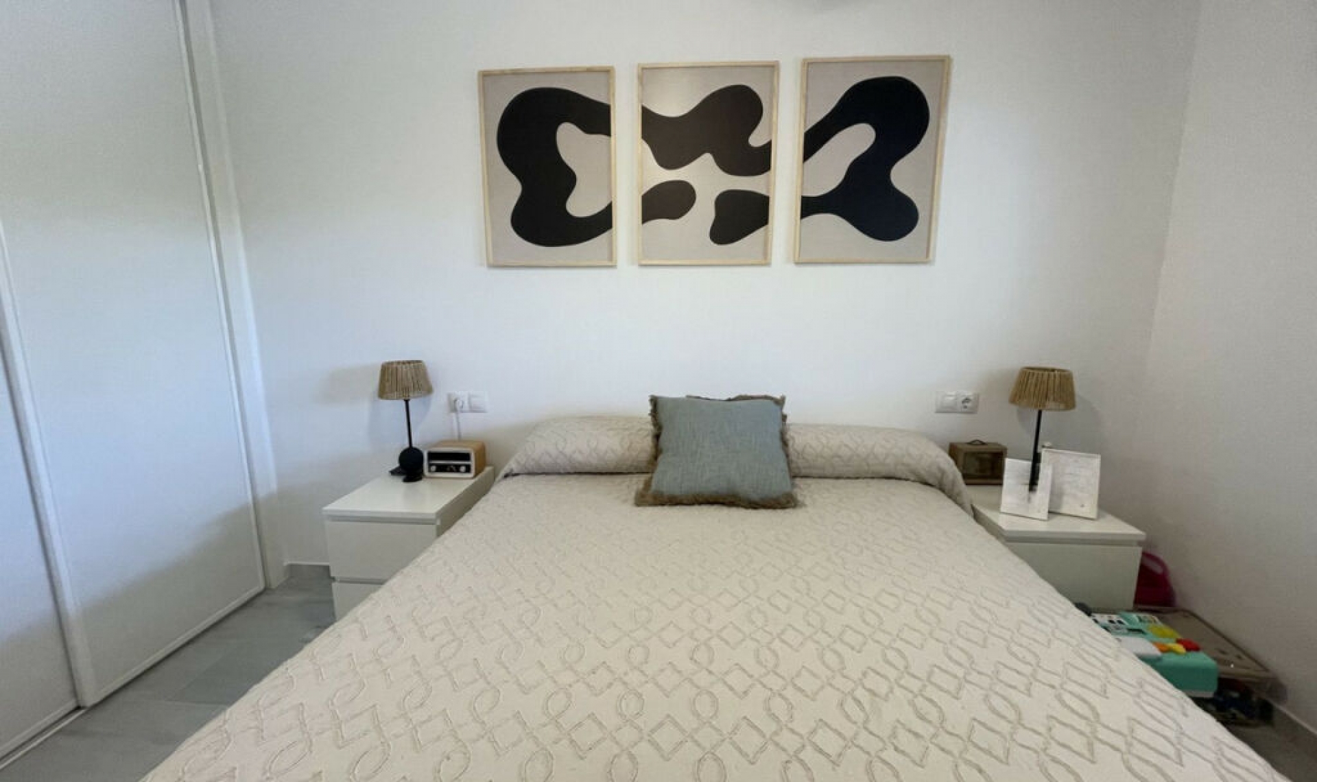 Resale - Apartment -
Casares Playa