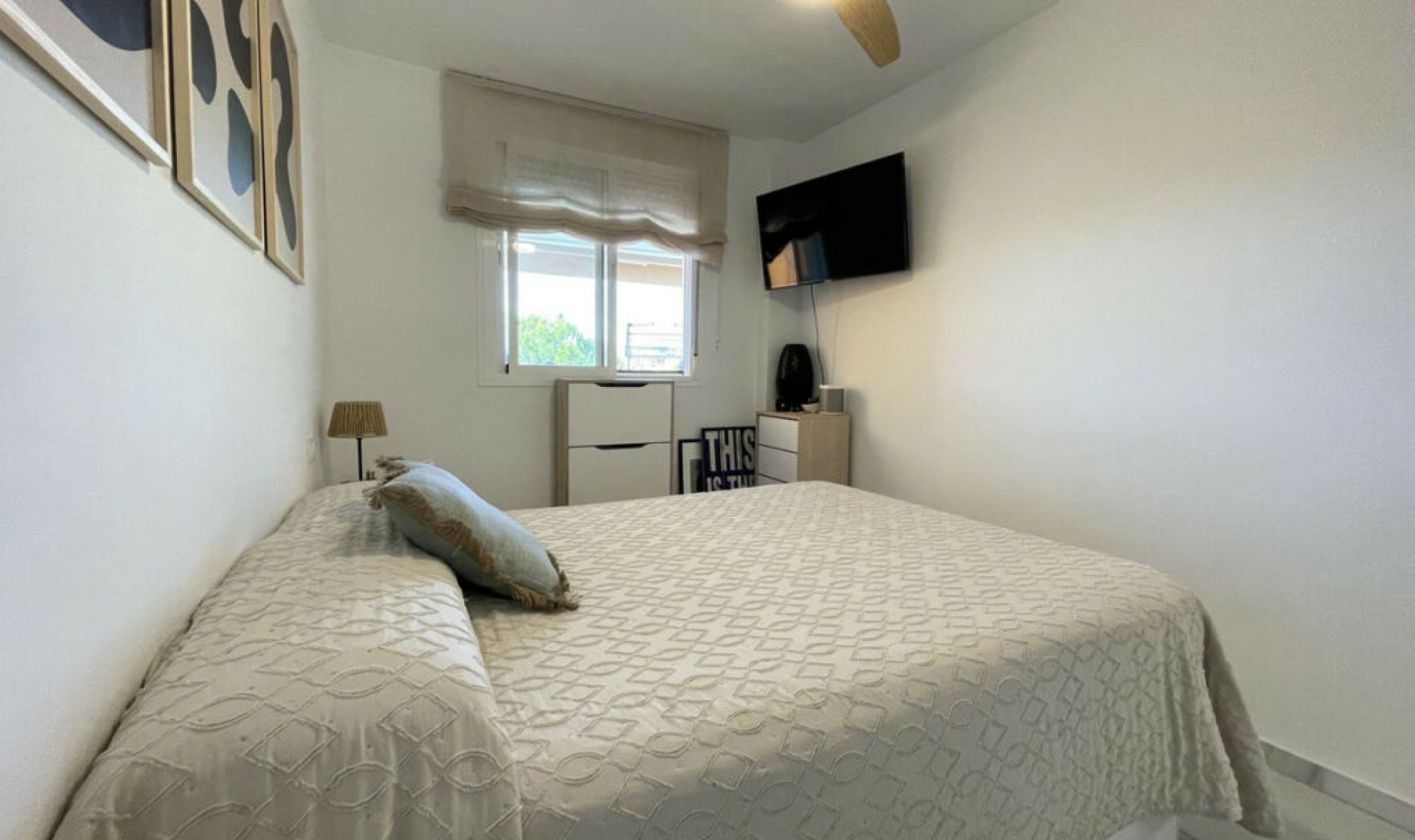 Resale - Apartment -
Casares Playa