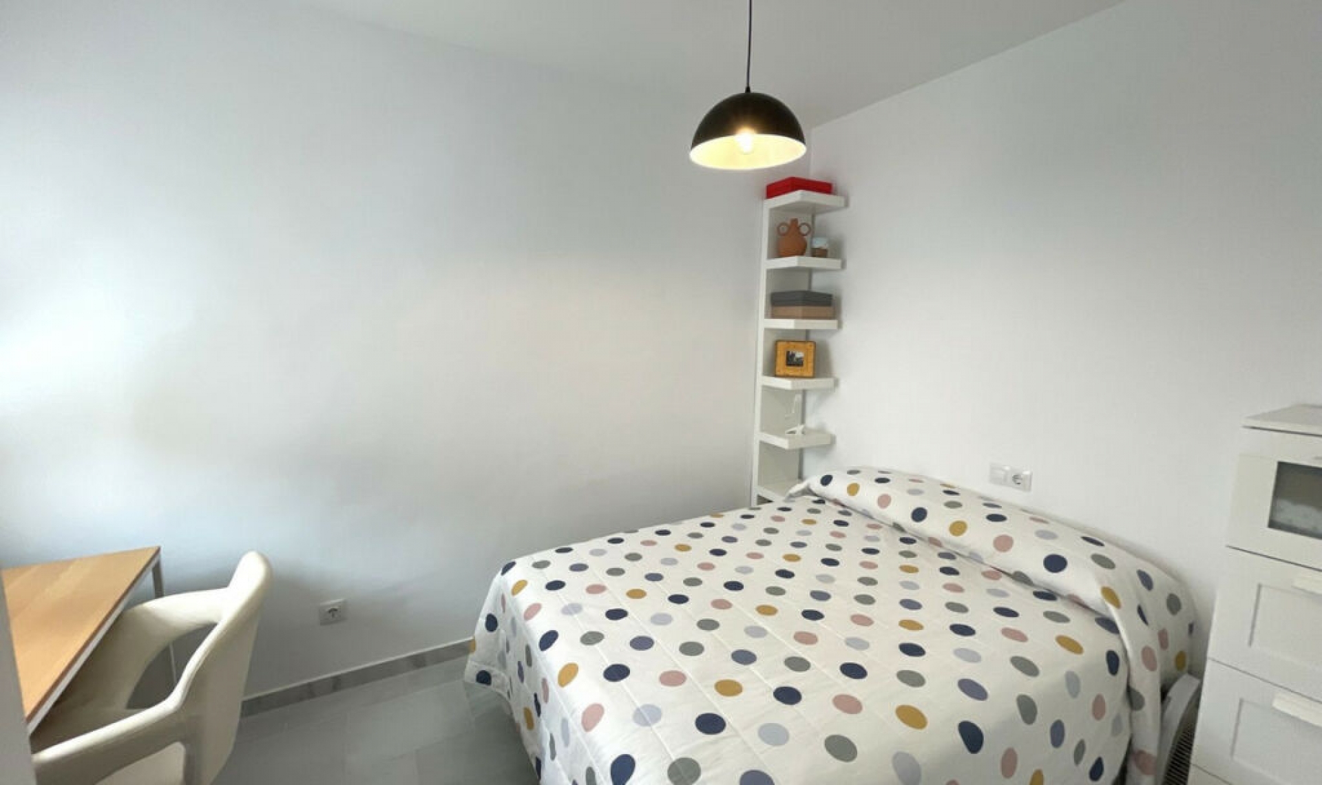 Resale - Apartment -
Casares Playa