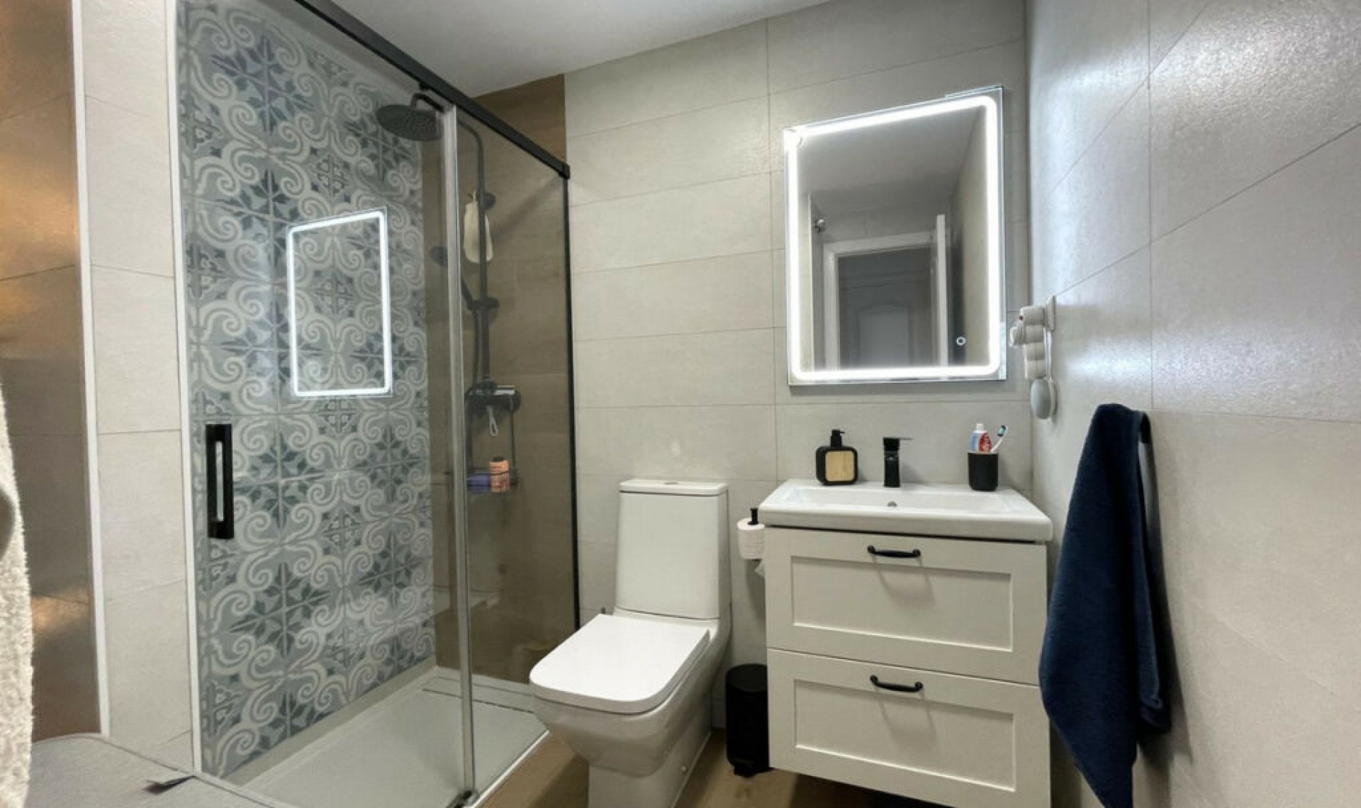 Resale - Apartment -
Casares Playa