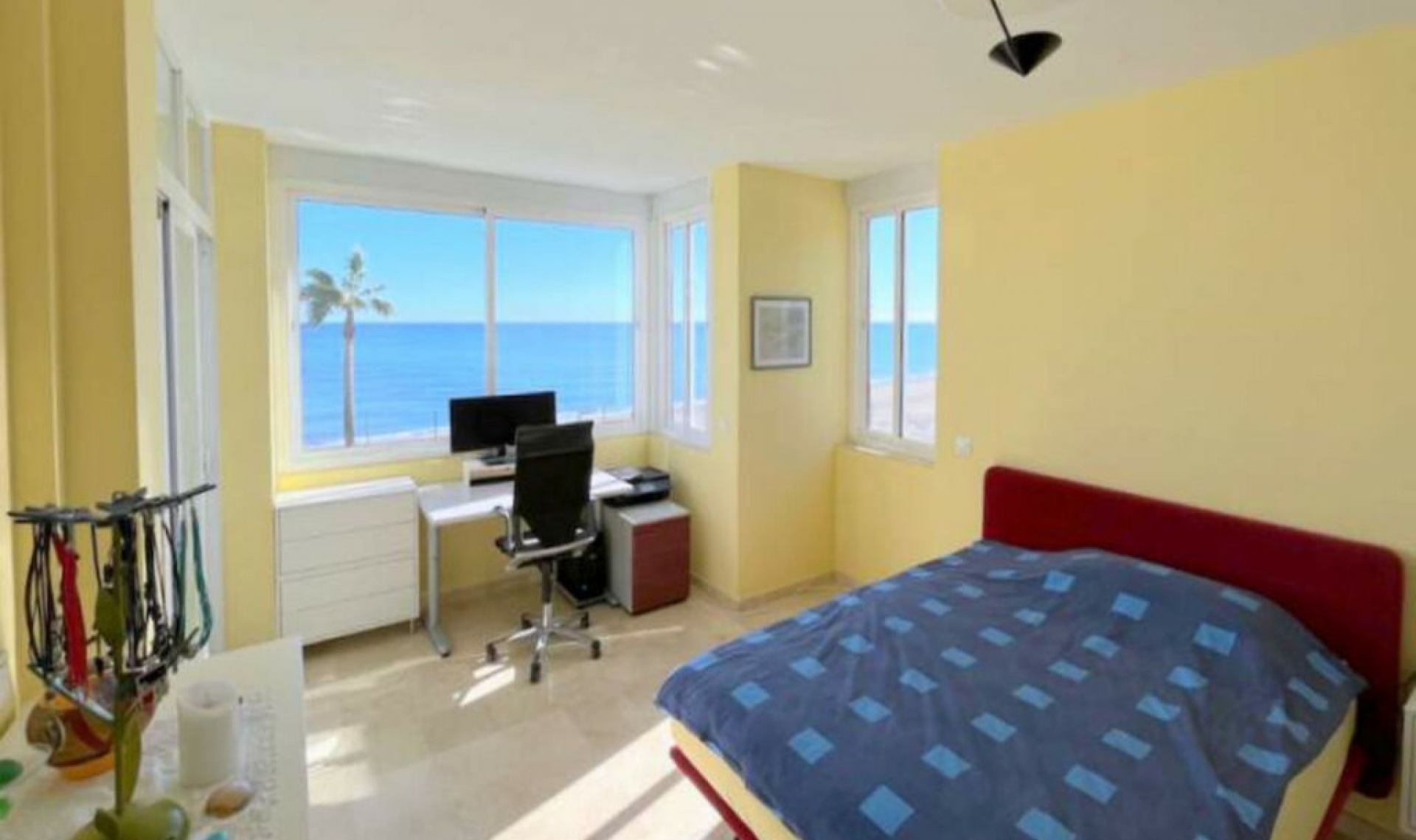 Resale - Apartment -
Casares