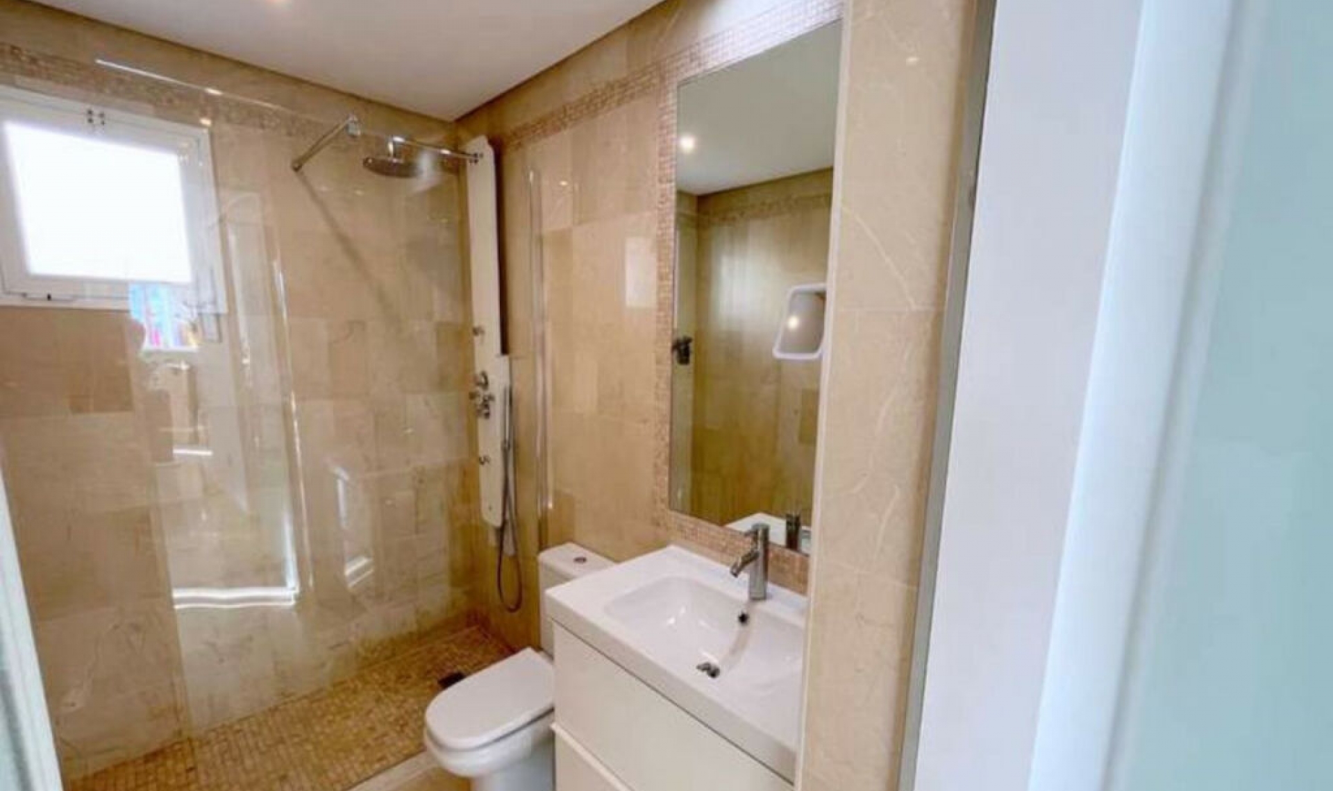 Resale - Apartment -
Casares