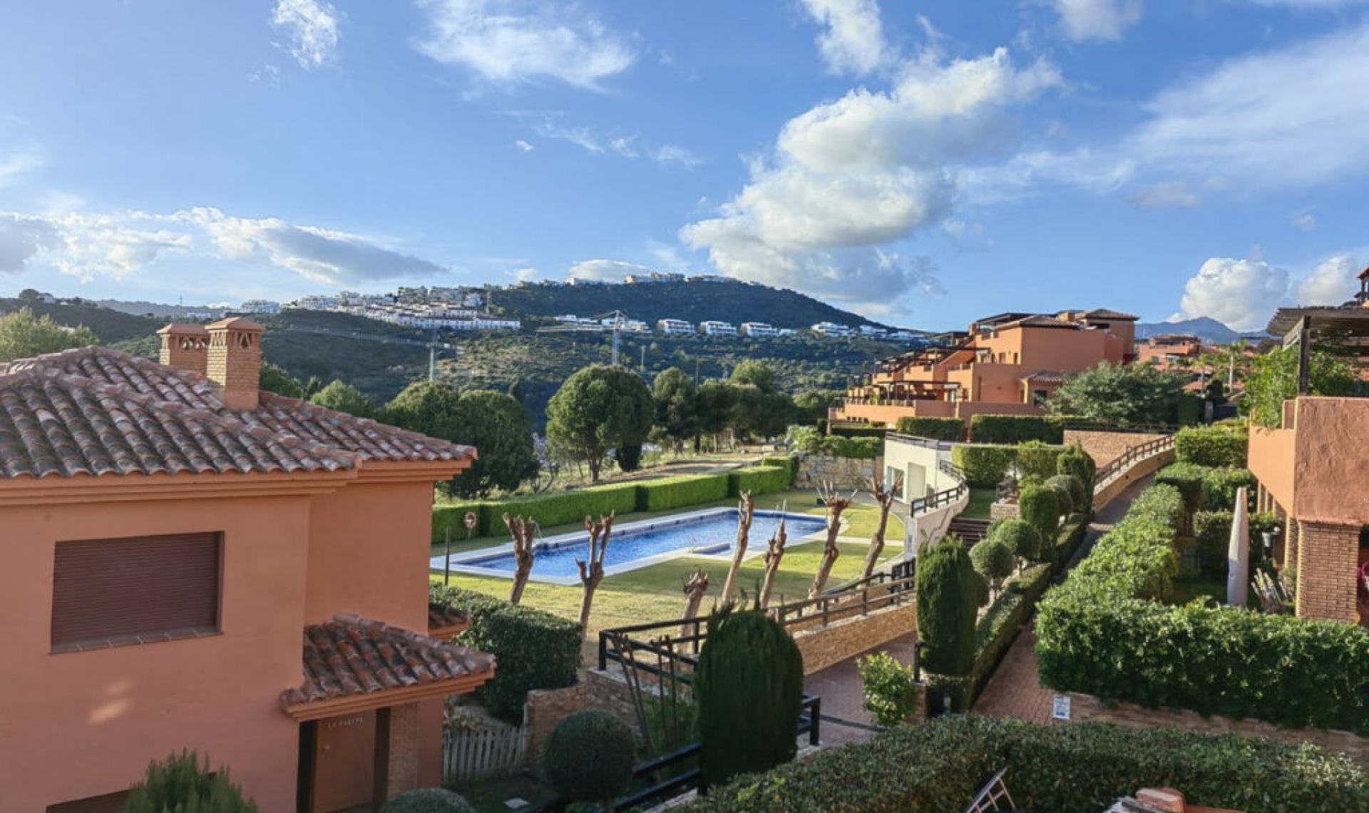 Resale - Apartment -
Casares