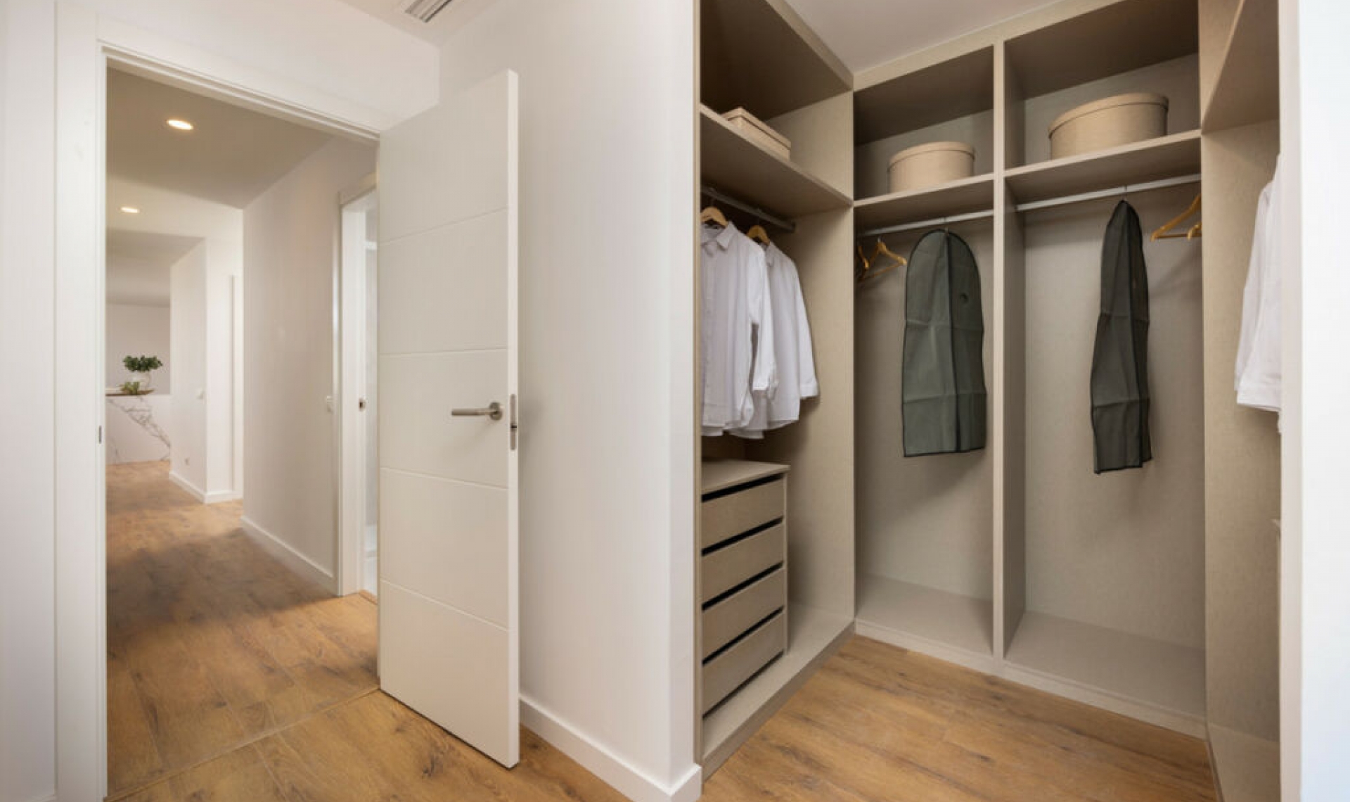 Resale - Apartment -
Casares