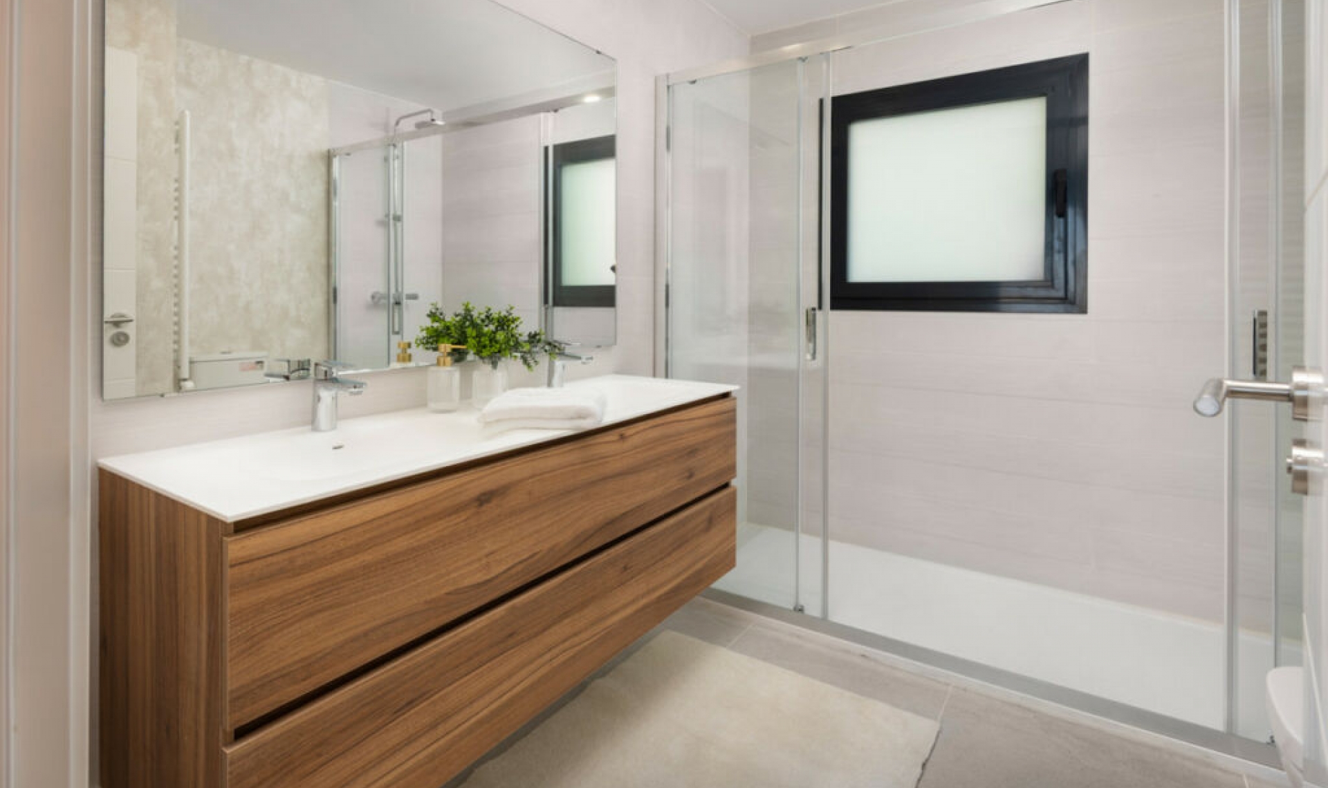 Resale - Apartment -
Casares